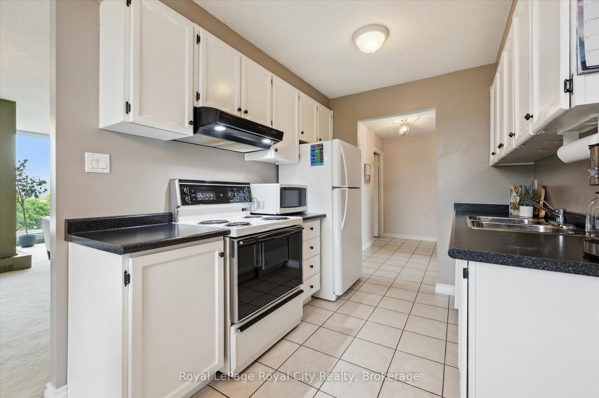 Photo 29 of Unit 505, 19 Woodlawn Road E, Guelph, Riverside Park — HOMEH