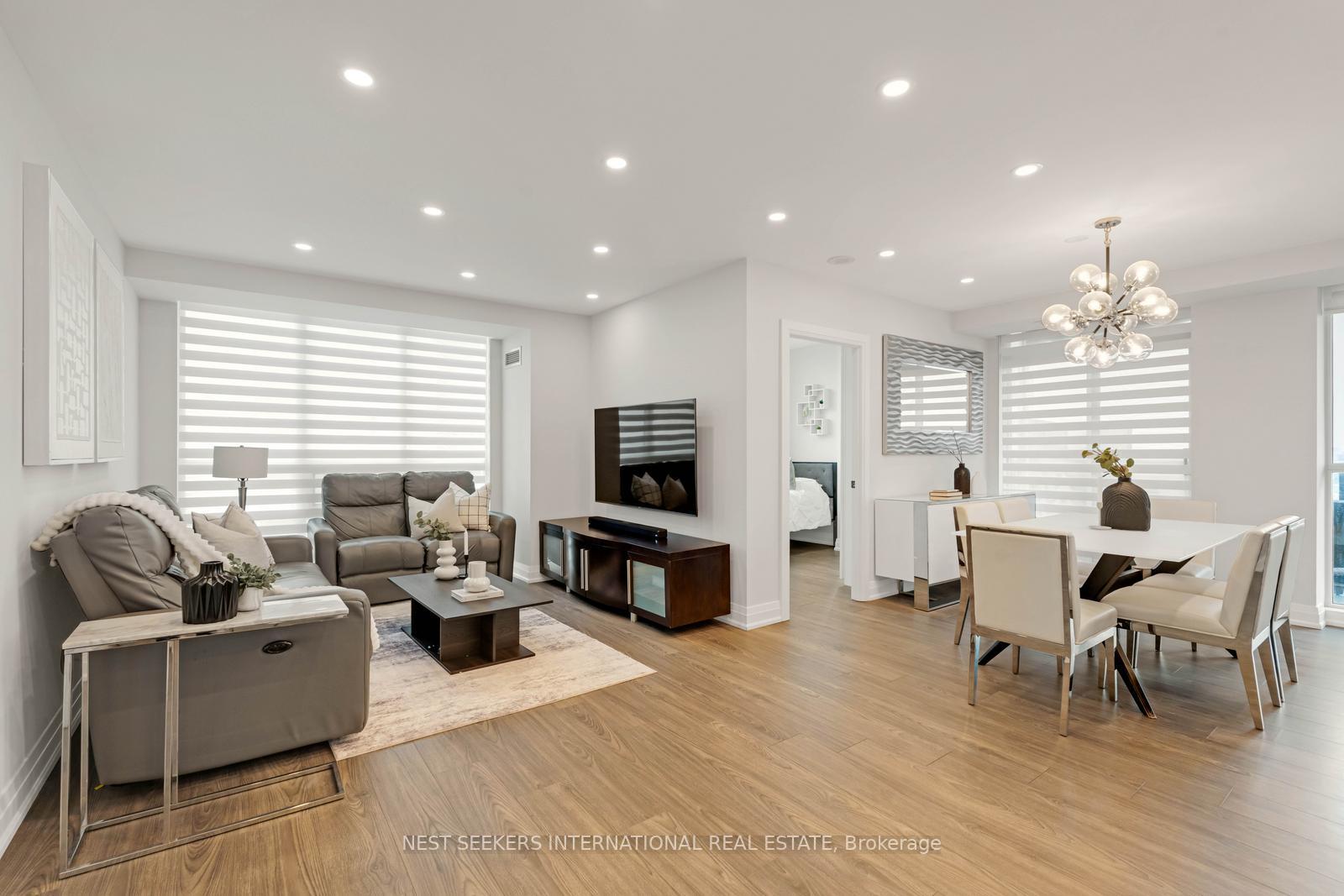 Photo 9 of Unit 701, 100 Promenade Circle, Vaughan, Brownridge — HOMEH