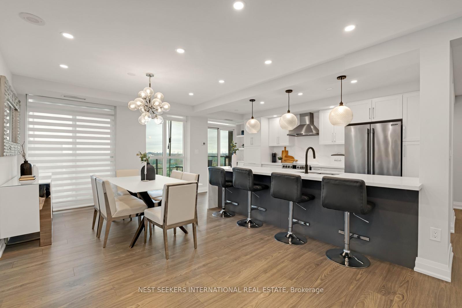 Photo 12 of Unit 701, 100 Promenade Circle, Vaughan, Brownridge — HOMEH
