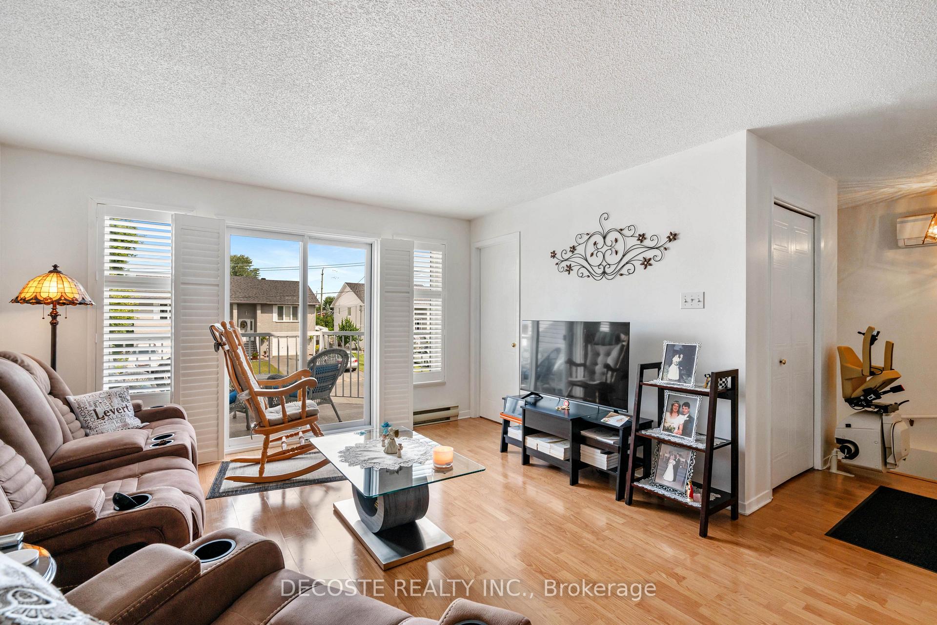 Photo 12 of Unit 12, 46 Tonia Street, North Glengarry, Alexandria — HOMEH