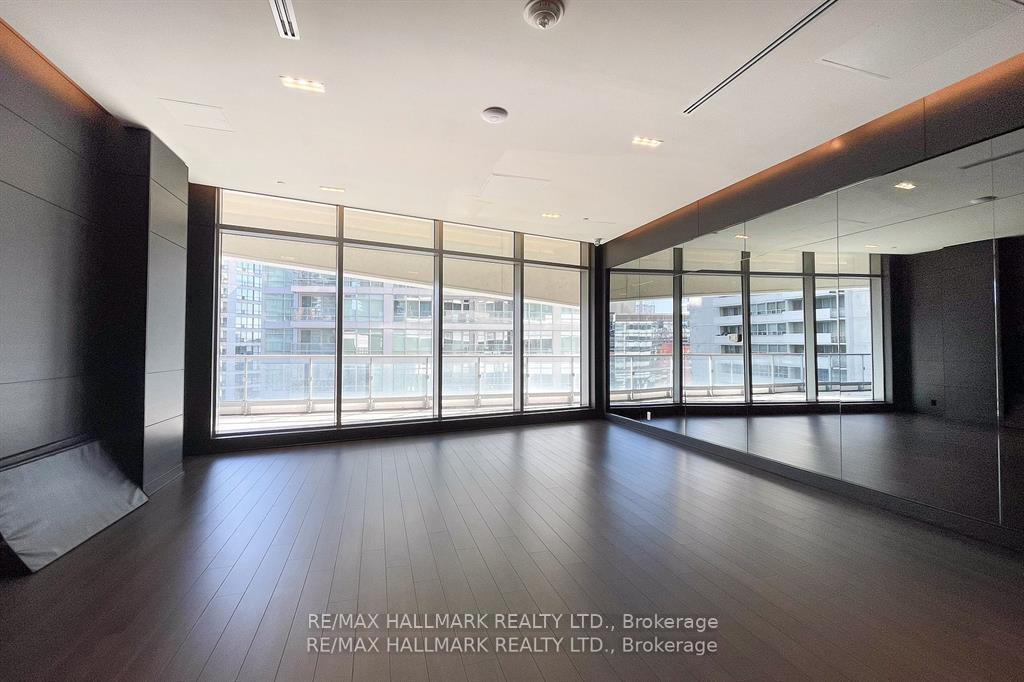 Photo 19 of Unit 4702, 2221 Yonge Street, Toronto, Mount Pleasant West — HOMEH