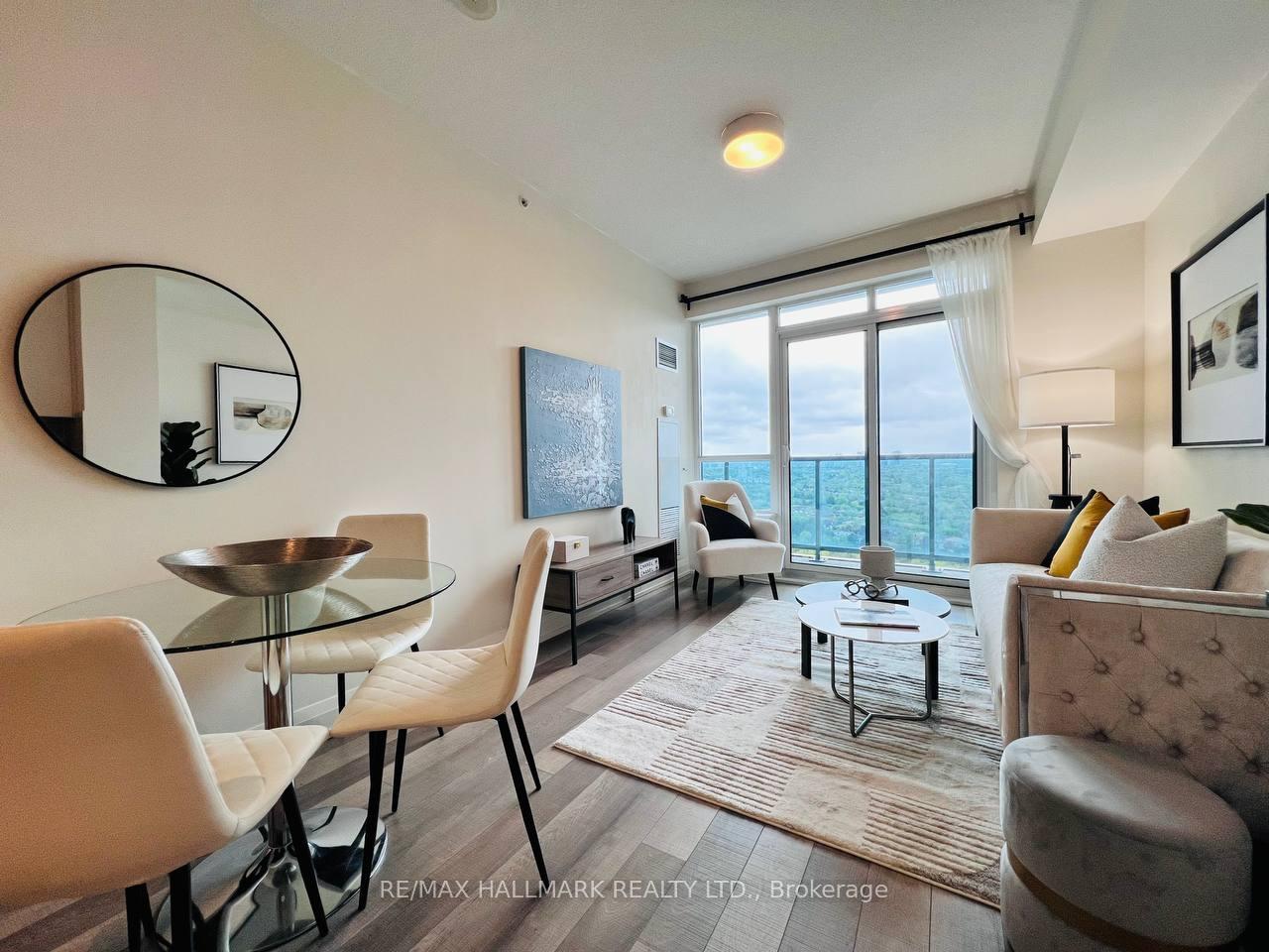Photo 8 of Unit 2135, 7161 Yonge Street, Markham, Grandview — HOMEH