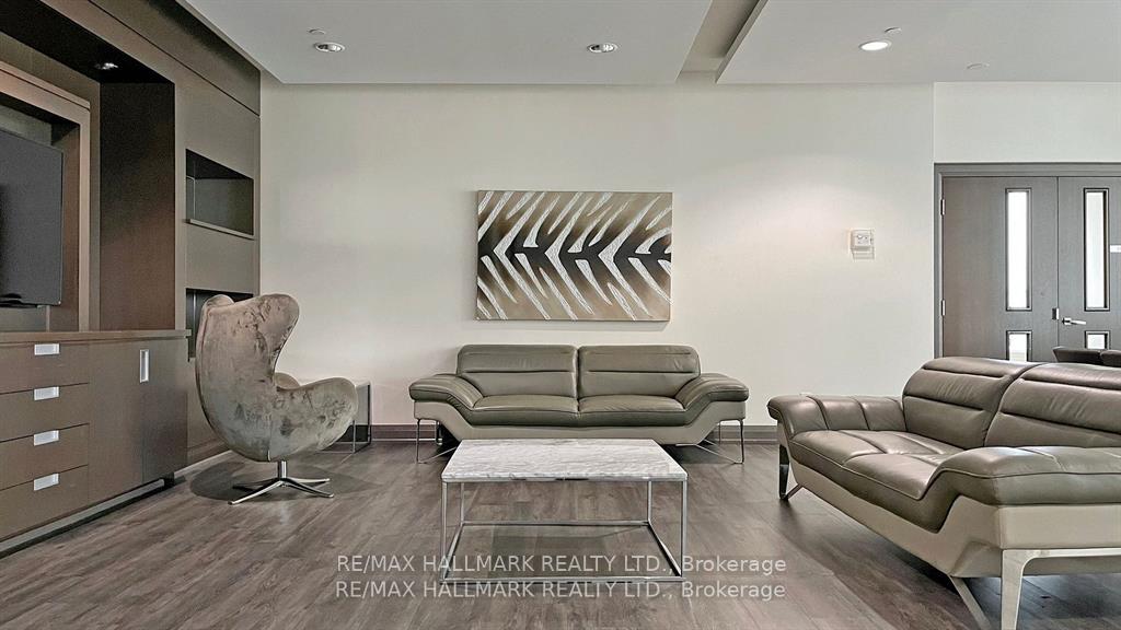 Photo 26 of Unit 2135, 7161 Yonge Street, Markham, Grandview — HOMEH