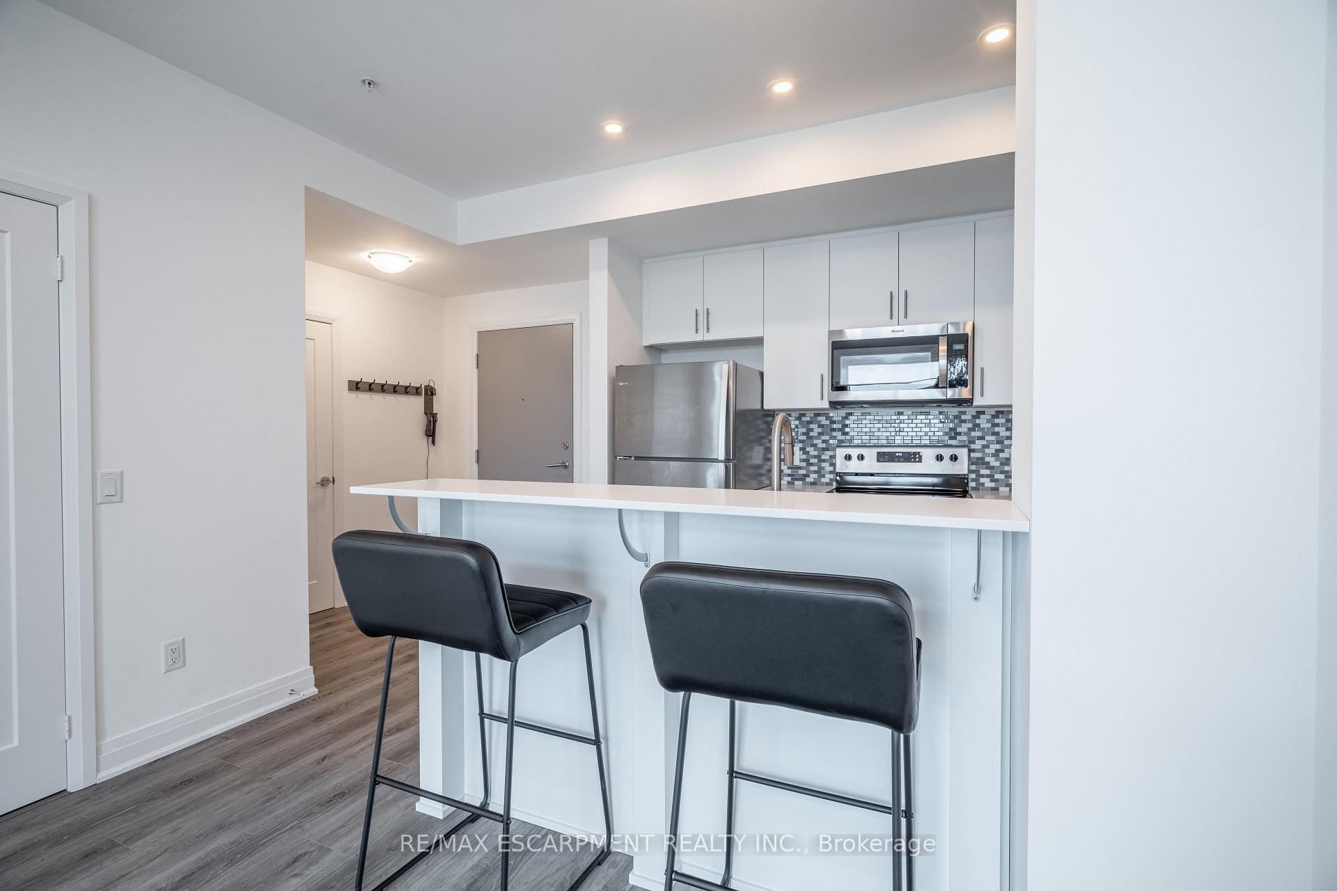 Photo 6 of Unit 801, 16 Concord Place, Grimsby, Grimsby Beach — HOMEH