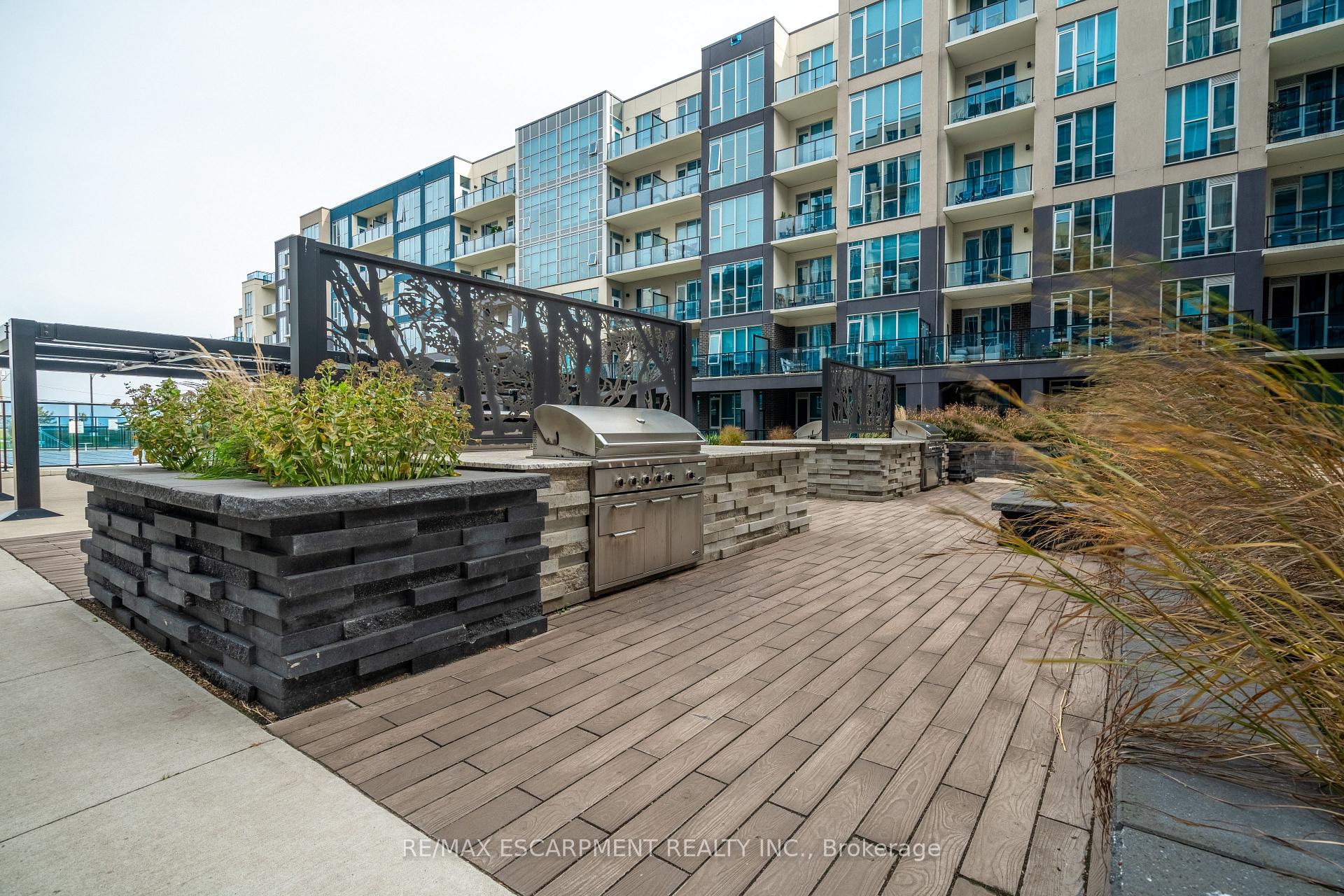 Photo 18 of Unit 801, 16 Concord Place, Grimsby, Grimsby Beach — HOMEH