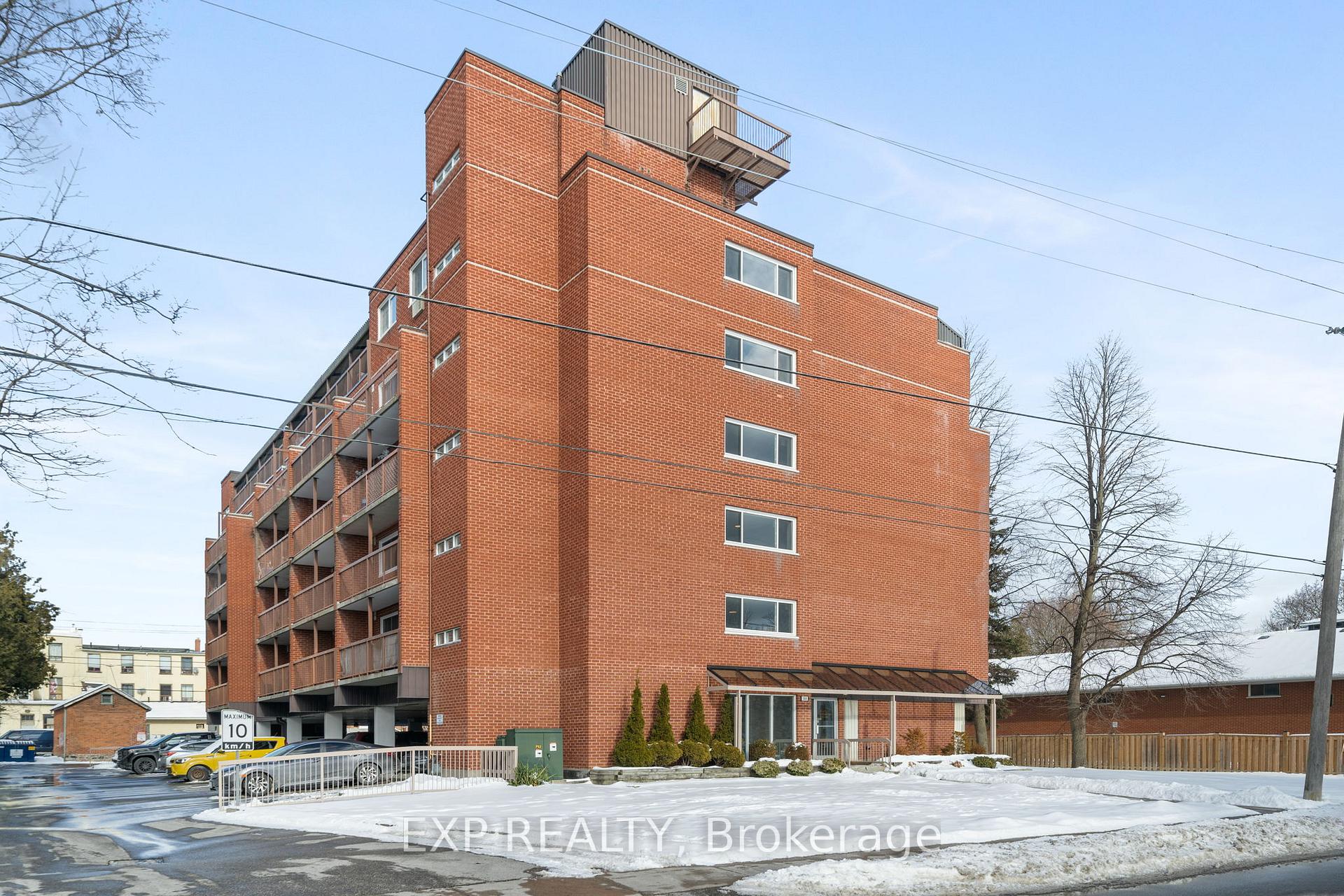 Front of Unit 302, 144 Queen Street