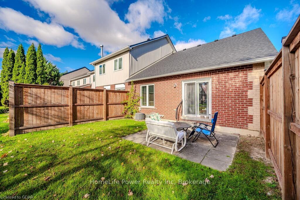 Photo 37 of Unit 15, 60 Ptarmigan Drive, Guelph, Kortright Hills — HOMEH