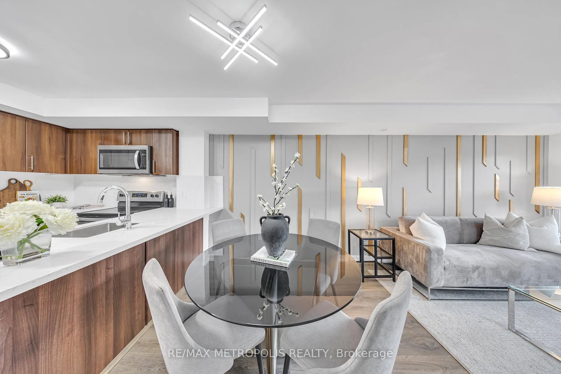 Photo 6 of Unit 2226, 10 Westmeath Lane, Markham, Cornell — HOMEH