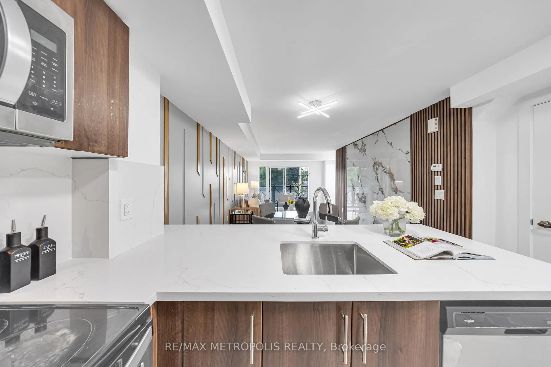 Photo 9 of Unit 2226, 10 Westmeath Lane, Markham, Cornell — HOMEH