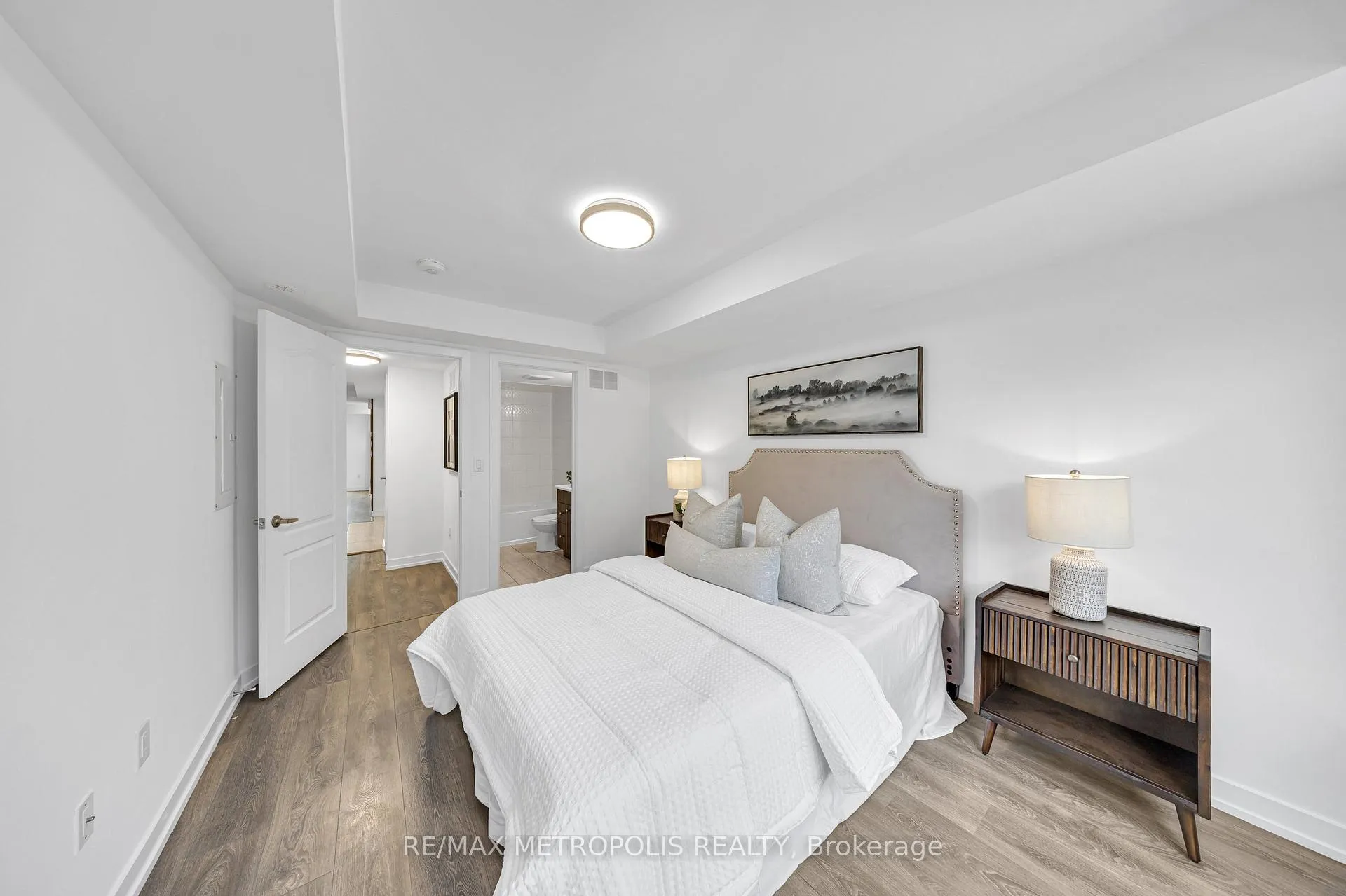 Photo 13 of Unit 2226, 10 Westmeath Lane, Markham, Cornell — HOMEH