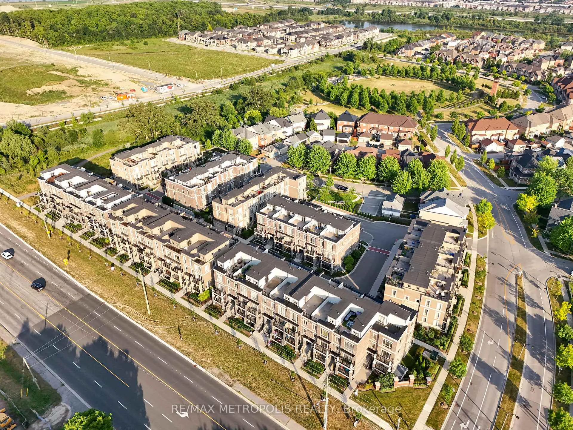 Photo 23 of Unit 2226, 10 Westmeath Lane, Markham, Cornell — HOMEH