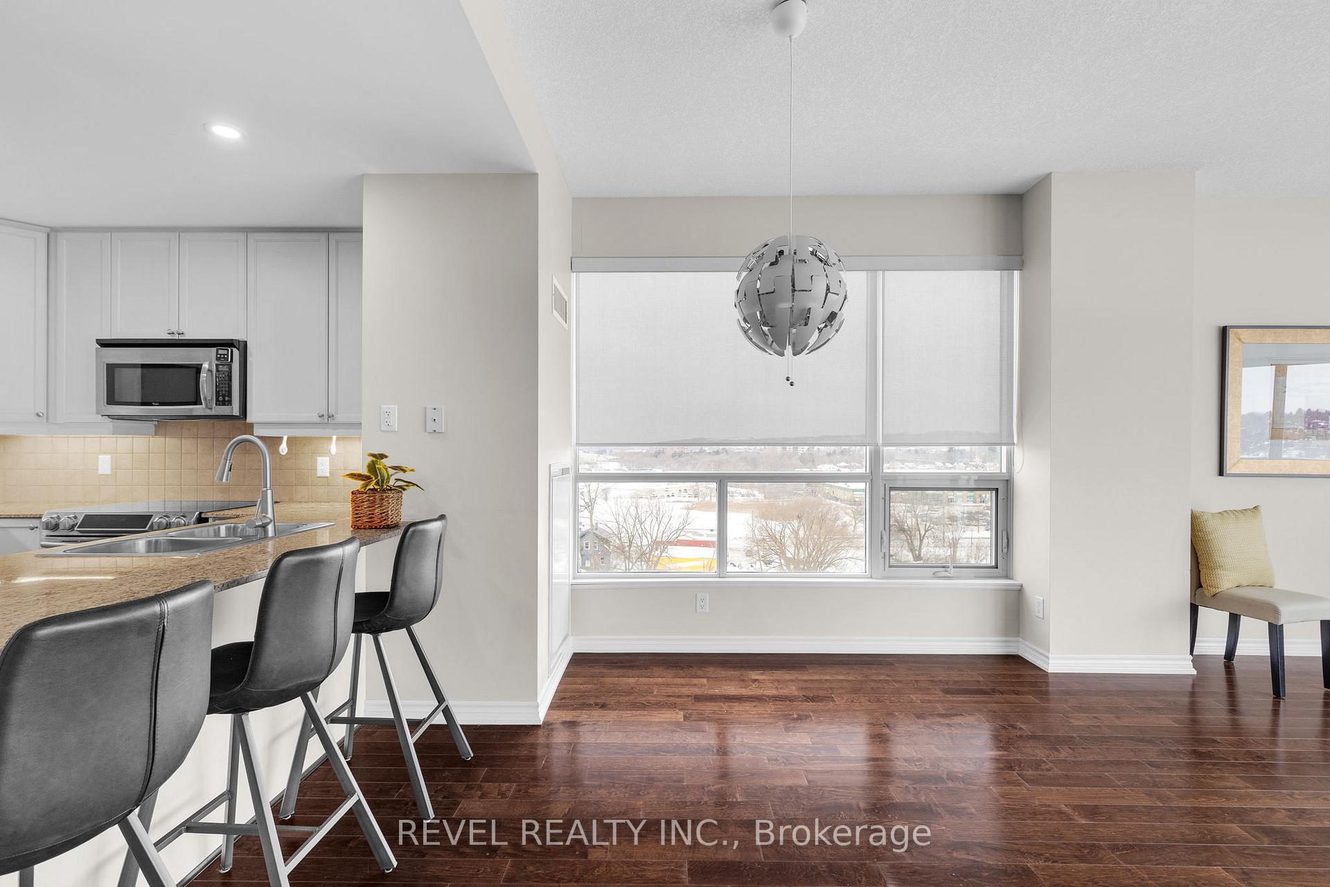 Photo 9 of Unit 811, 33 Ellen Street, Barrie, City Centre — HOMEH