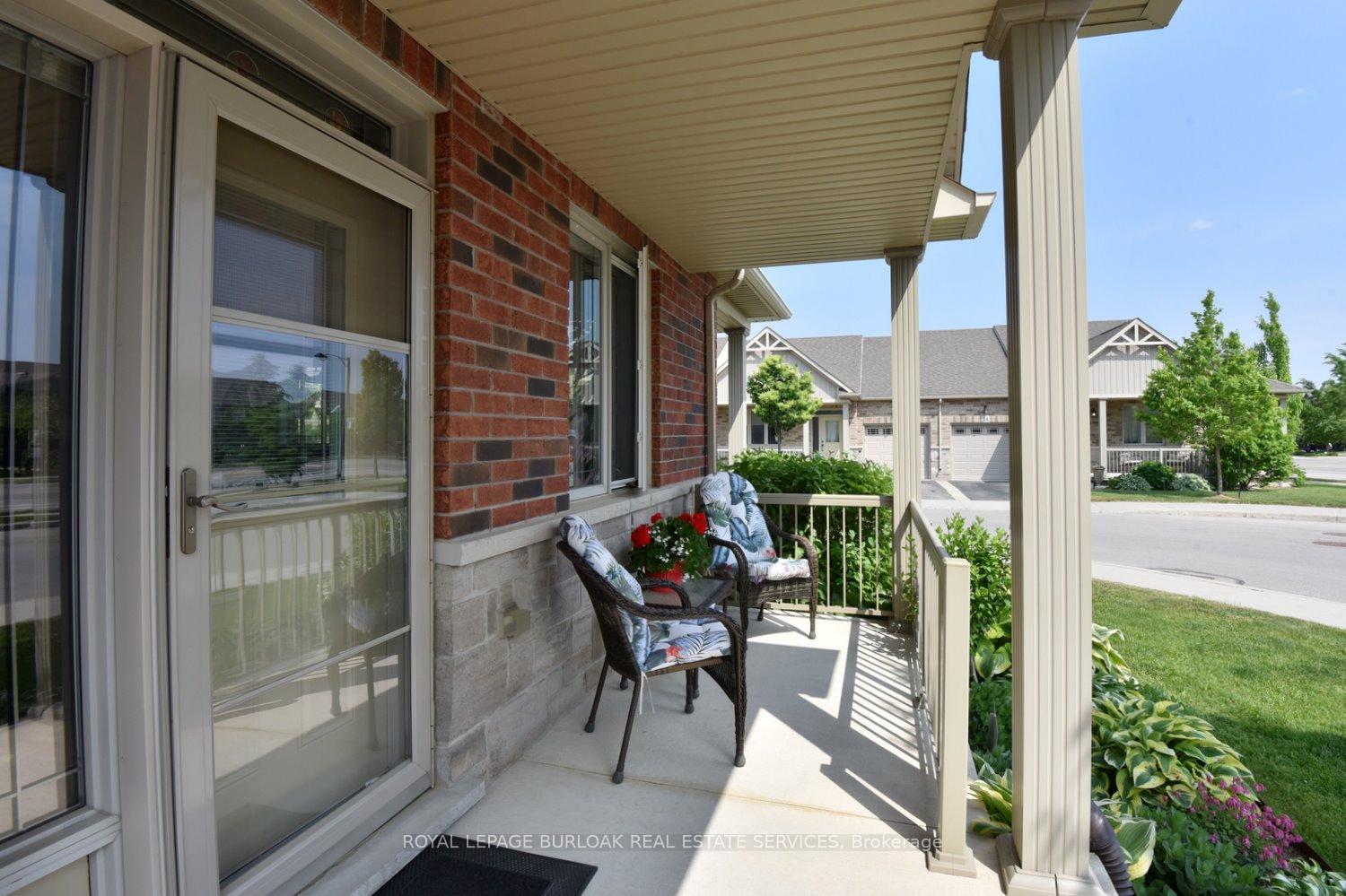 Photo 6 of 11 Ecker Lane, Hamilton, Binbrook — HOMEH