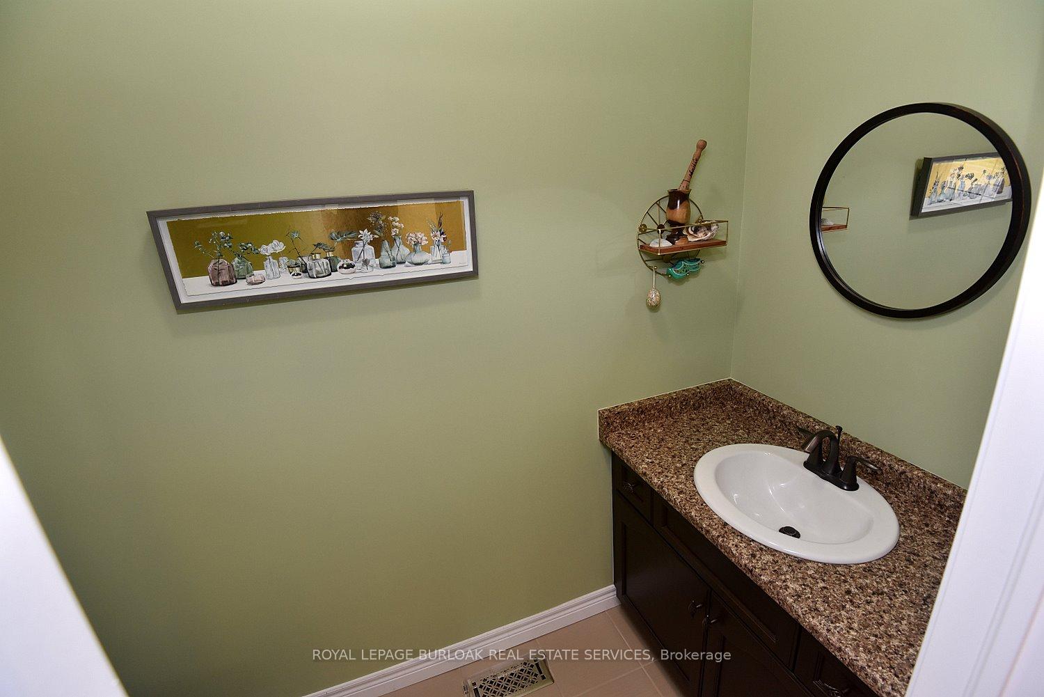 Photo 20 of 11 Ecker Lane, Hamilton, Binbrook — HOMEH