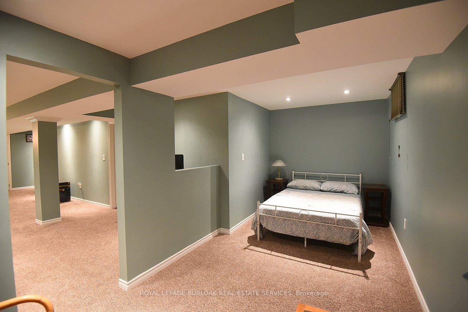 Photo 31 of 11 Ecker Lane, Hamilton, Binbrook — HOMEH