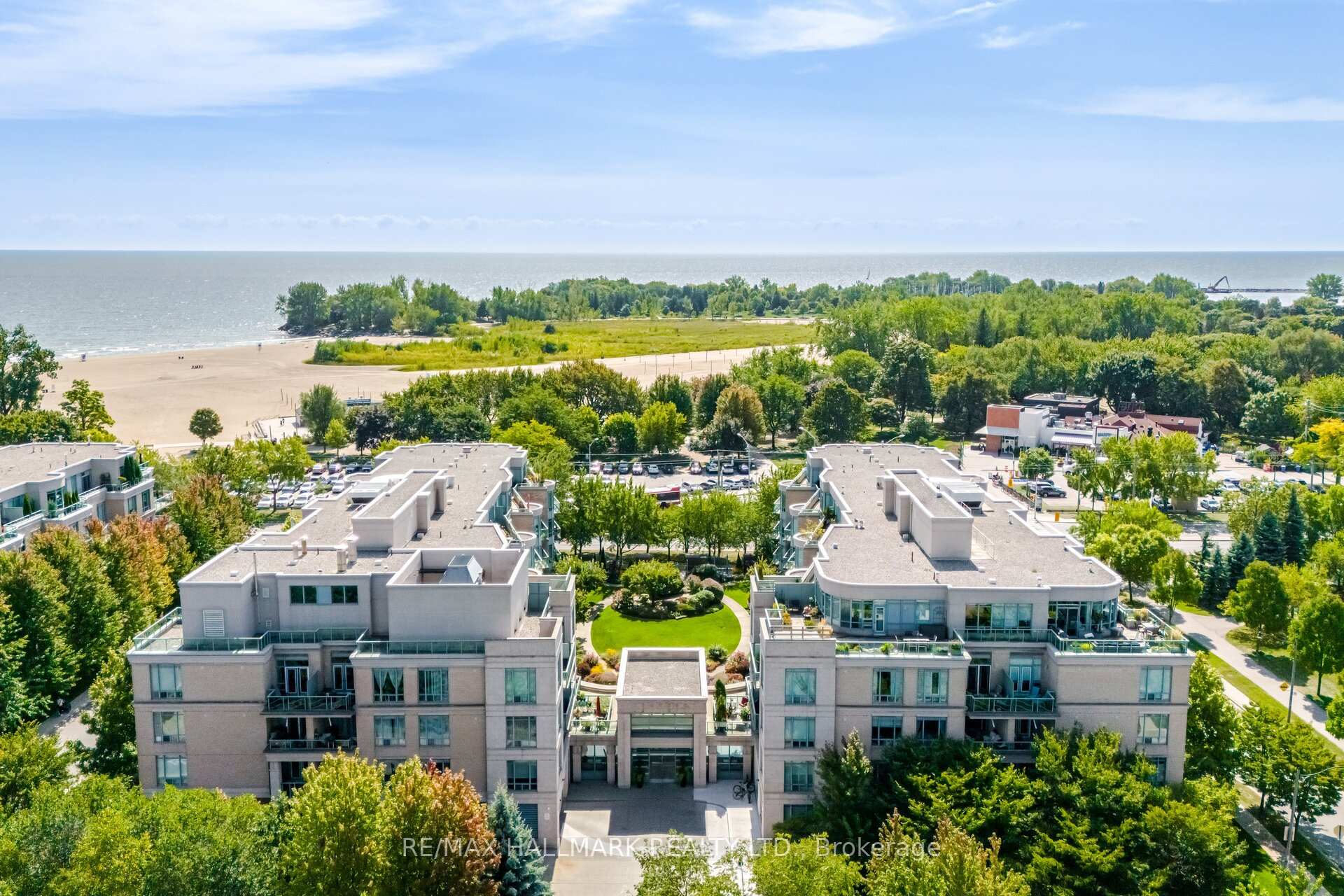 Photo 23 of Unit PH5, 9 Boardwalk Drive, Toronto, The Beaches — HOMEH