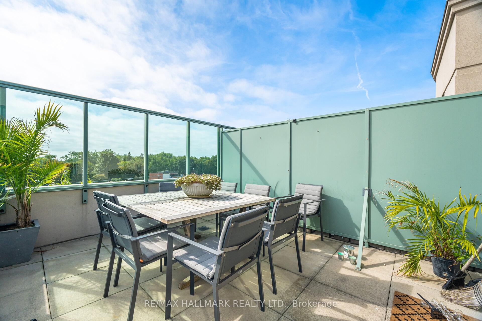 Photo 41 of Unit PH5, 9 Boardwalk Drive, Toronto, The Beaches — HOMEH