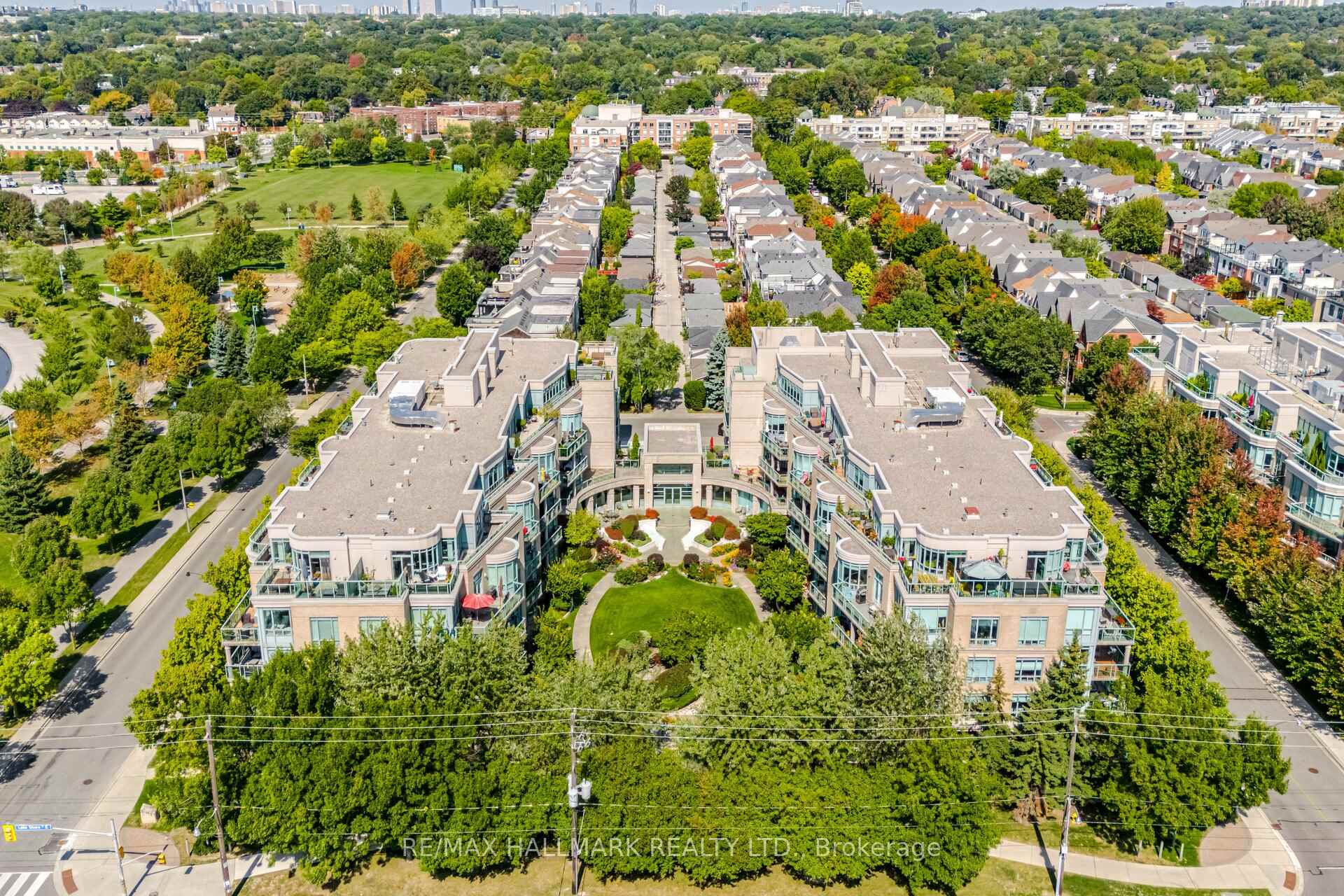 Photo 115 of Unit PH5, 9 Boardwalk Drive, Toronto, The Beaches — HOMEH