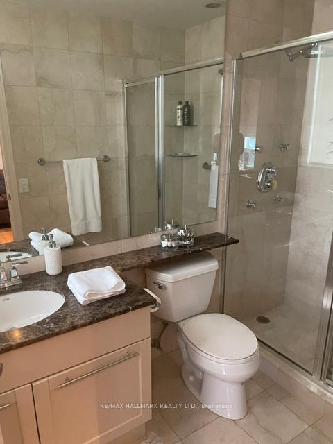 Photo 18 of Unit PH5, 9 Boardwalk Drive, Toronto, The Beaches — HOMEH