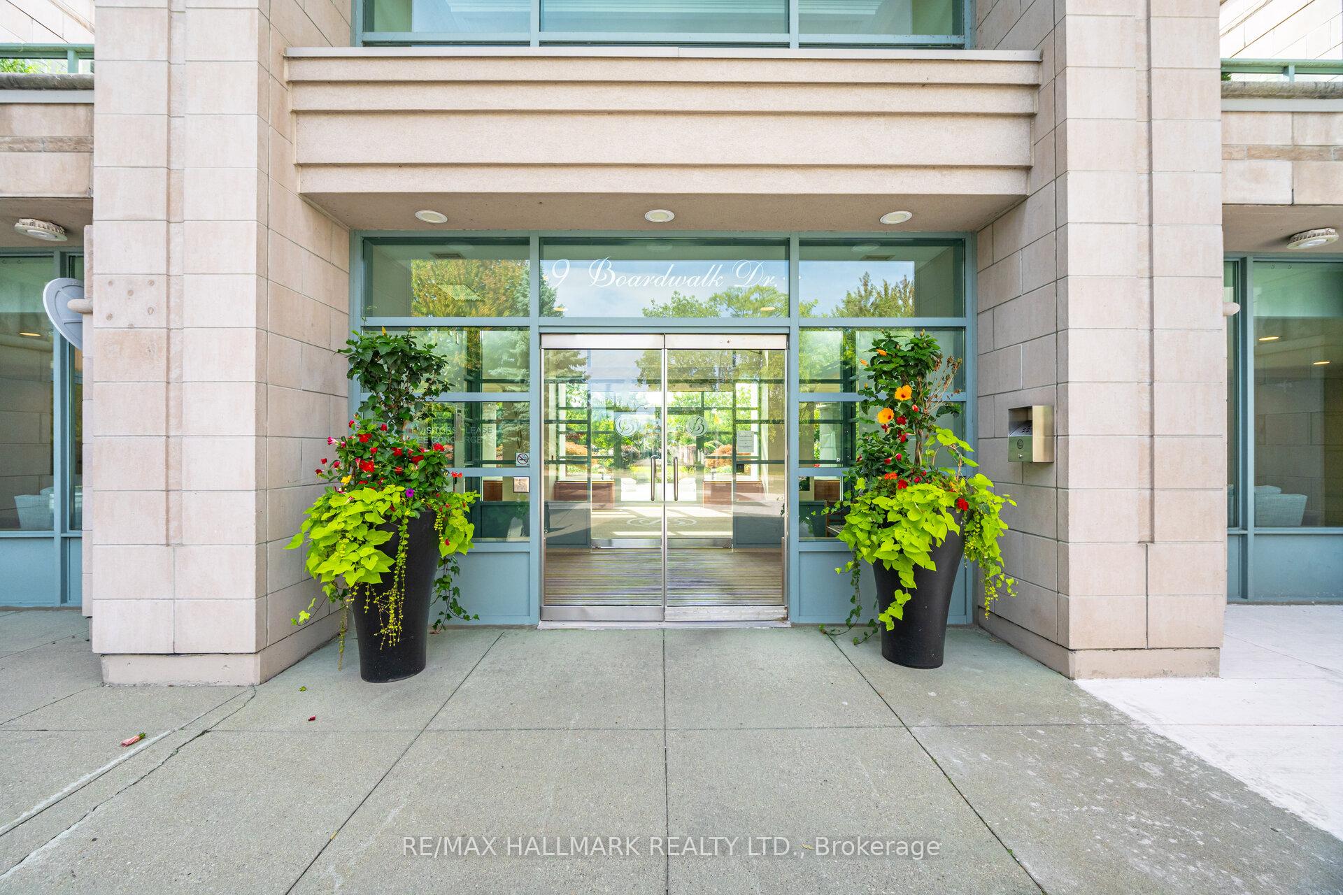 Photo 44 of Unit PH5, 9 Boardwalk Drive, Toronto, The Beaches — HOMEH