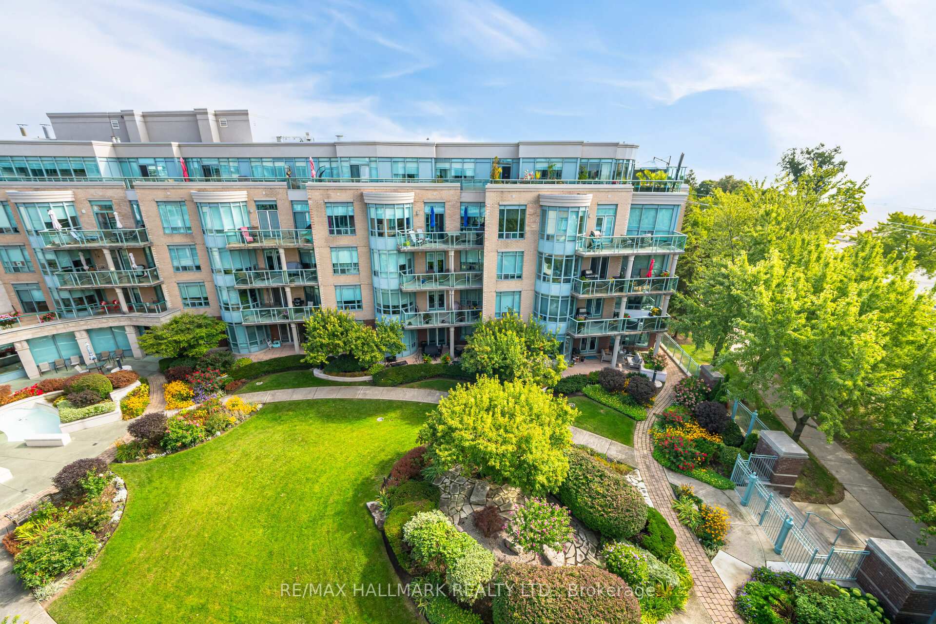 Photo 84 of Unit PH5, 9 Boardwalk Drive, Toronto, The Beaches — HOMEH