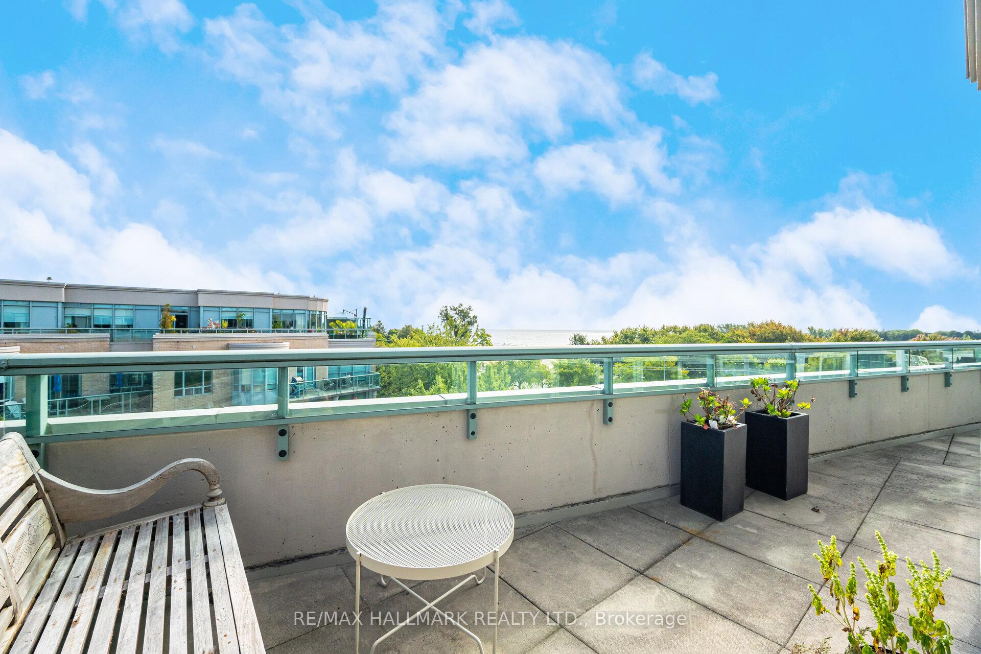 Photo 85 of Unit PH5, 9 Boardwalk Drive, Toronto, The Beaches — HOMEH