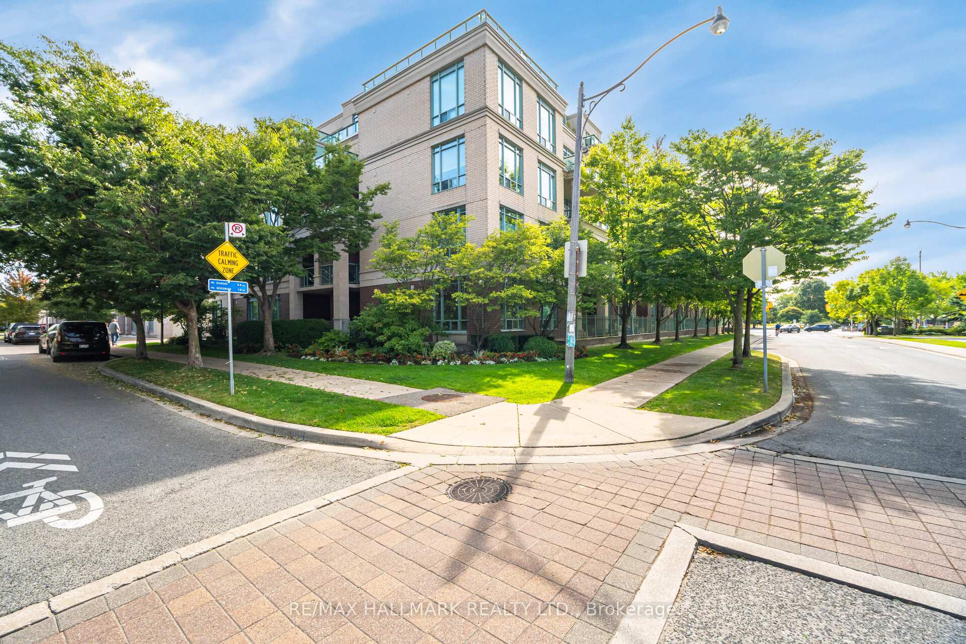 Photo 93 of Unit PH5, 9 Boardwalk Drive, Toronto, The Beaches — HOMEH