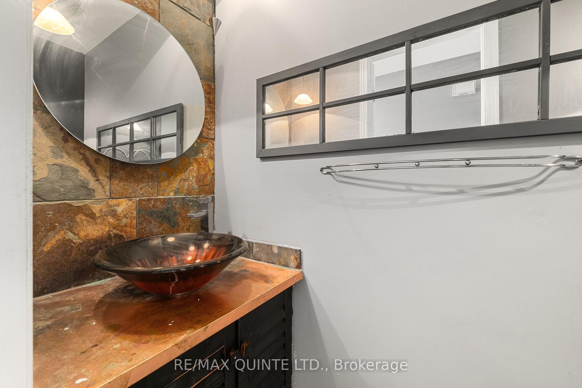 Photo 5 of Unit 27, 9 Progress Avenue, Belleville, Belleville Ward — HOMEH