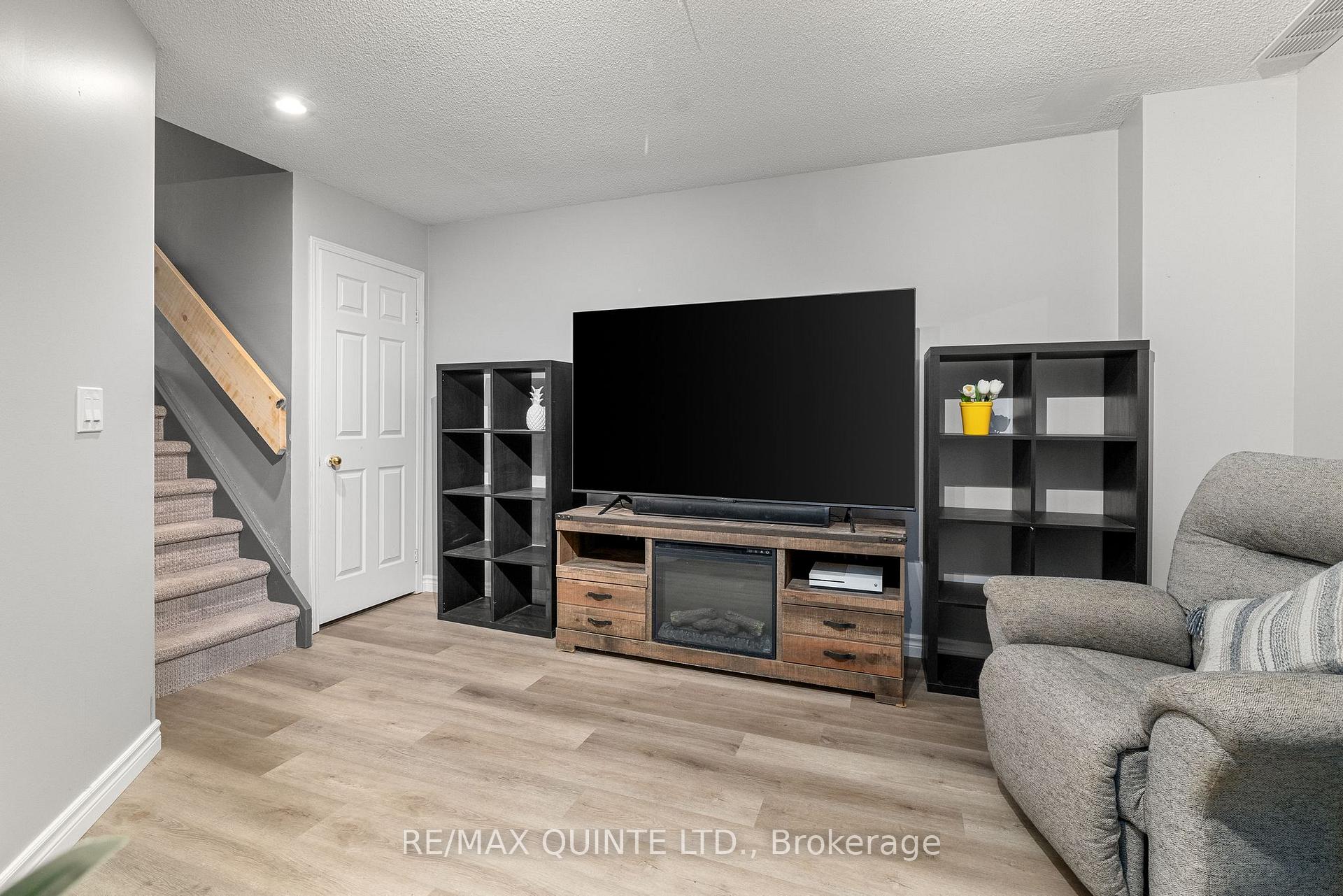 Photo 7 of Unit 27, 9 Progress Avenue, Belleville, Belleville Ward — HOMEH