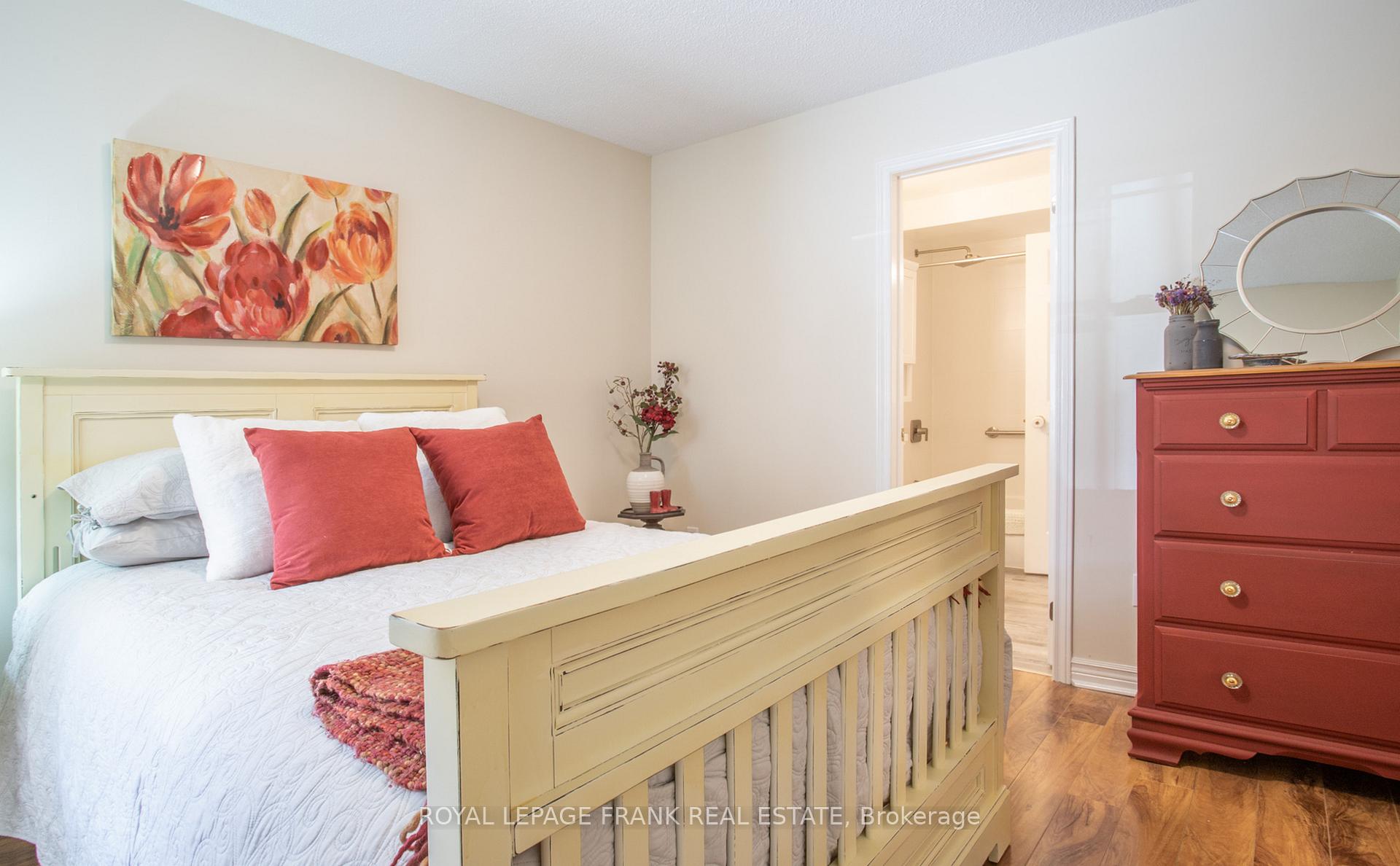 Photo 16 of Unit J-13, 1657 Nash Road, Clarington, Courtice — HOMEH