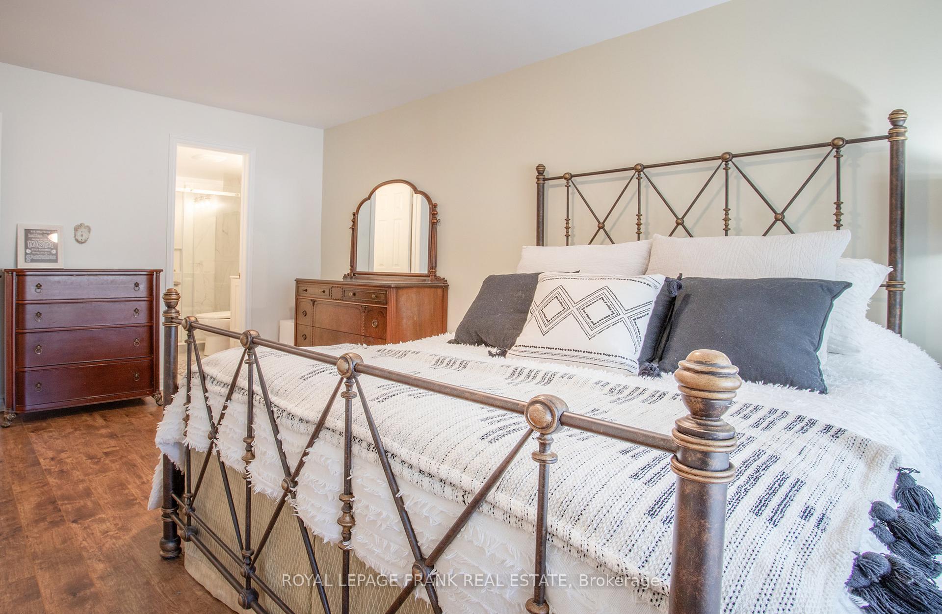 Photo 20 of Unit J-13, 1657 Nash Road, Clarington, Courtice — HOMEH