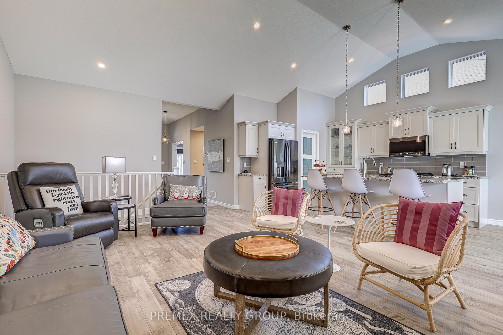 Photo 18 of Unit 2, 77 Princess Avenue, St. Thomas — HOMEH