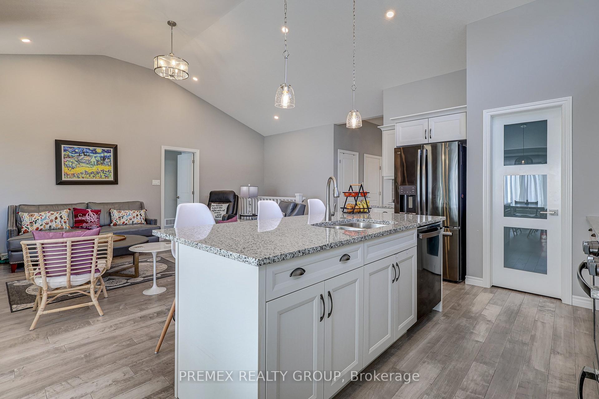 Photo 23 of Unit 2, 77 Princess Avenue, St. Thomas — HOMEH