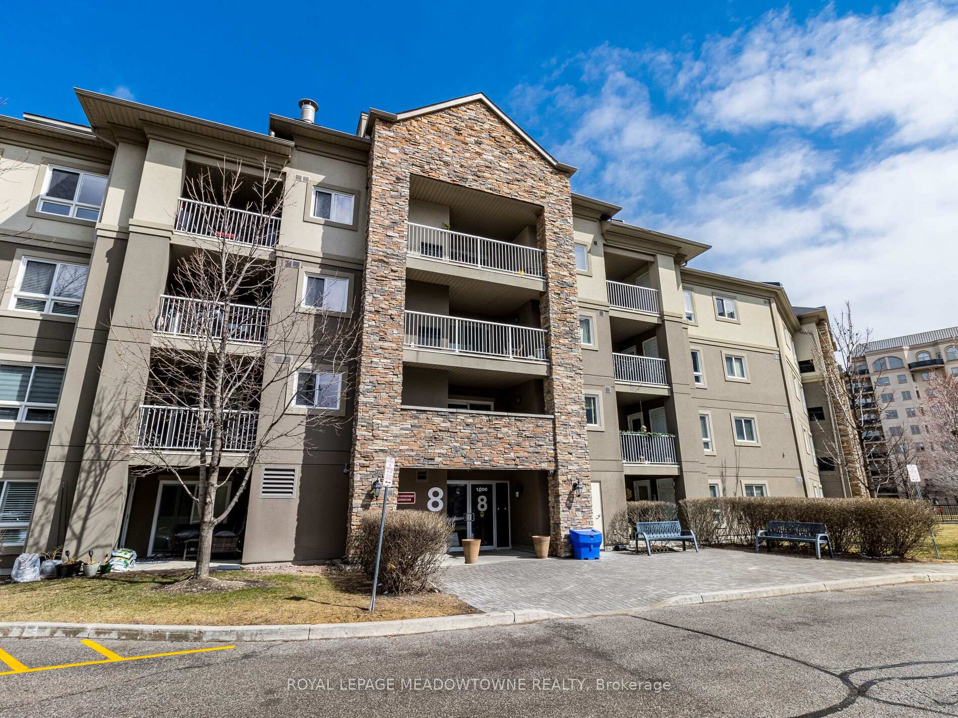 Photo 2 of Unit 1119, 8 Dayspring Circle, Brampton, Goreway Drive Corridor — HOMEH