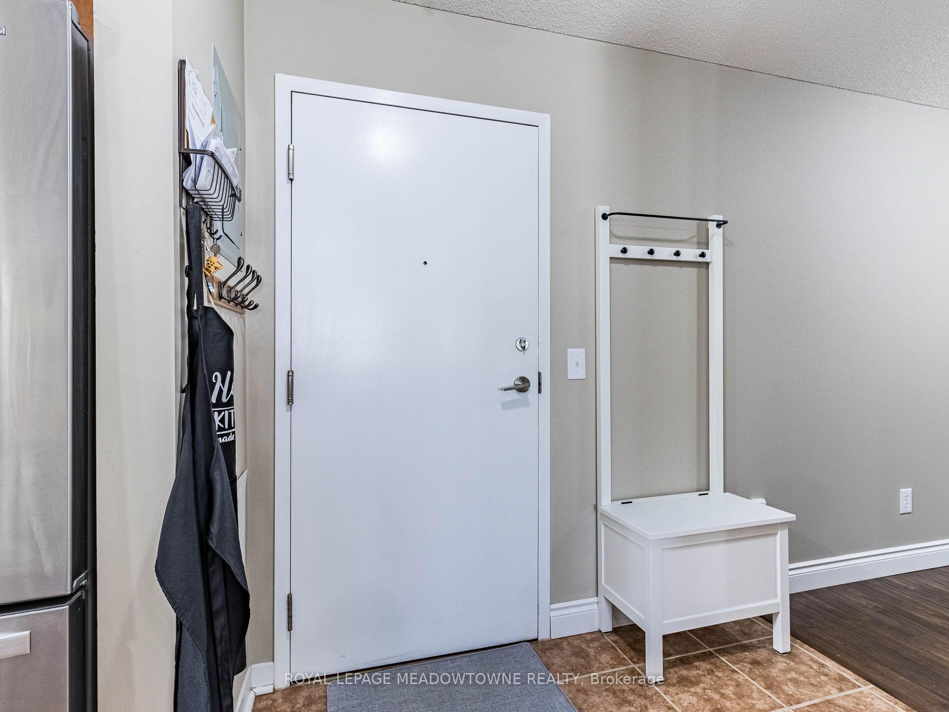 Photo 9 of Unit 1119, 8 Dayspring Circle, Brampton, Goreway Drive Corridor — HOMEH
