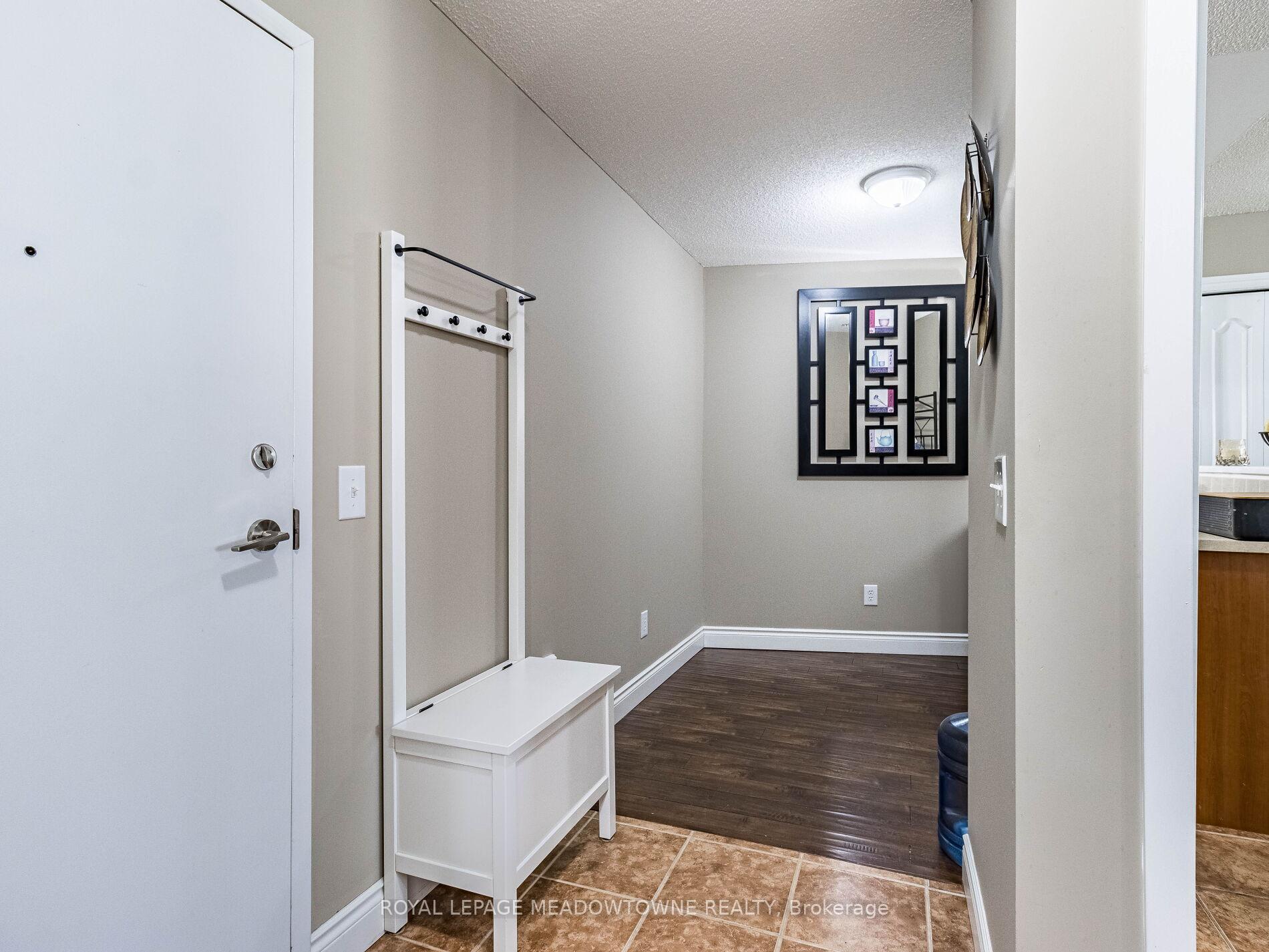Photo 11 of Unit 1119, 8 Dayspring Circle, Brampton, Goreway Drive Corridor — HOMEH