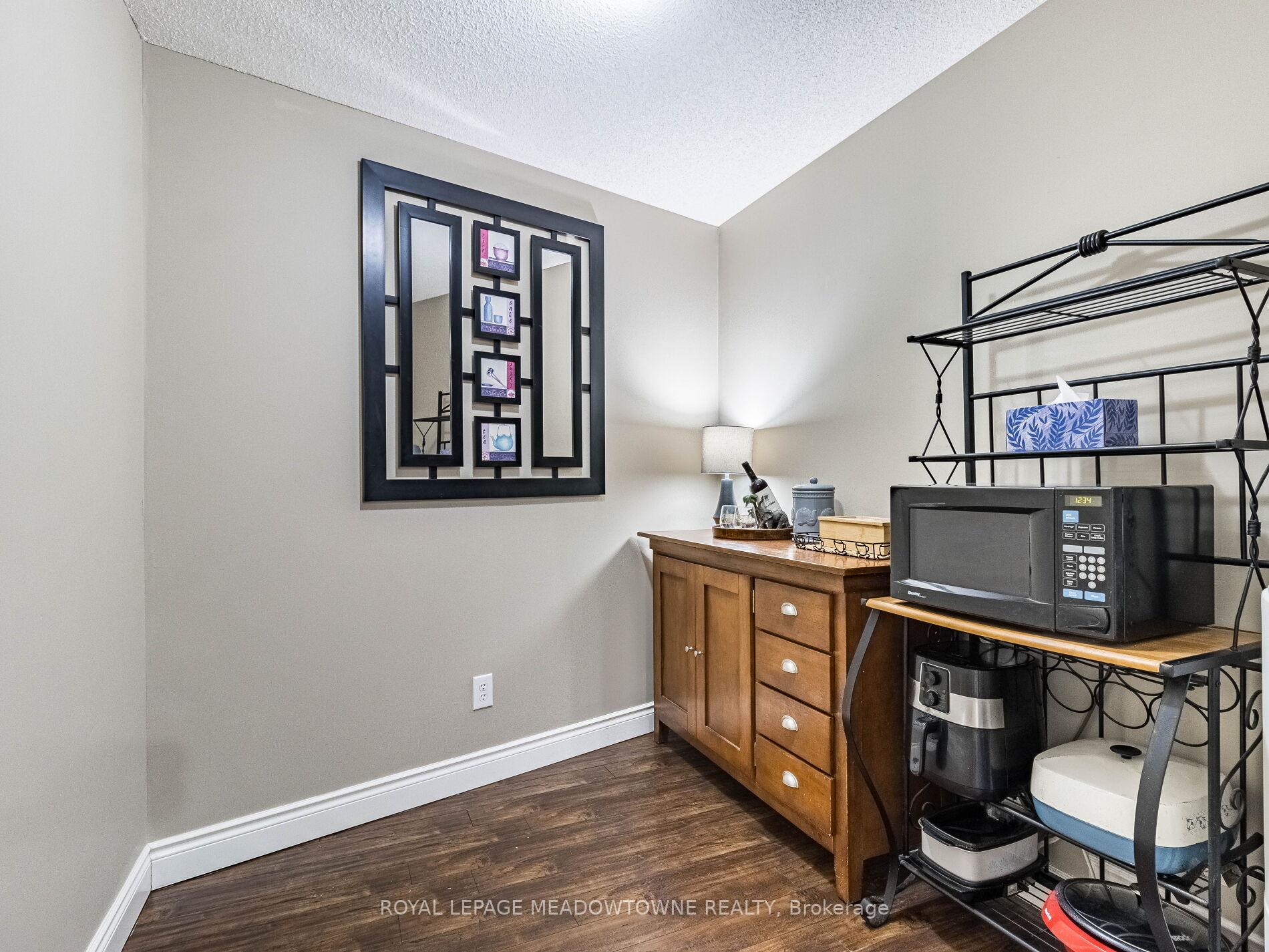 Photo 12 of Unit 1119, 8 Dayspring Circle, Brampton, Goreway Drive Corridor — HOMEH