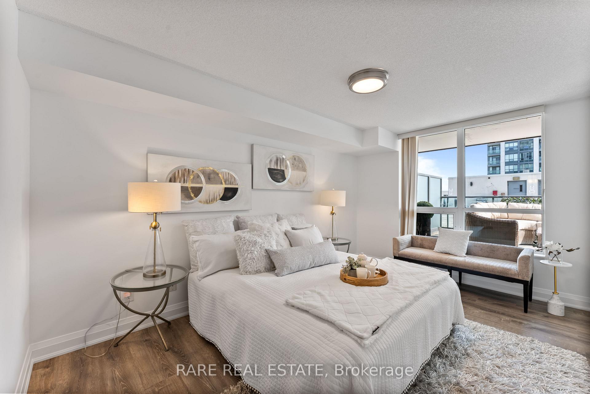 Photo 7 of Unit 704, 30 North Park Road, Vaughan, Beverley Glen — HOMEH
