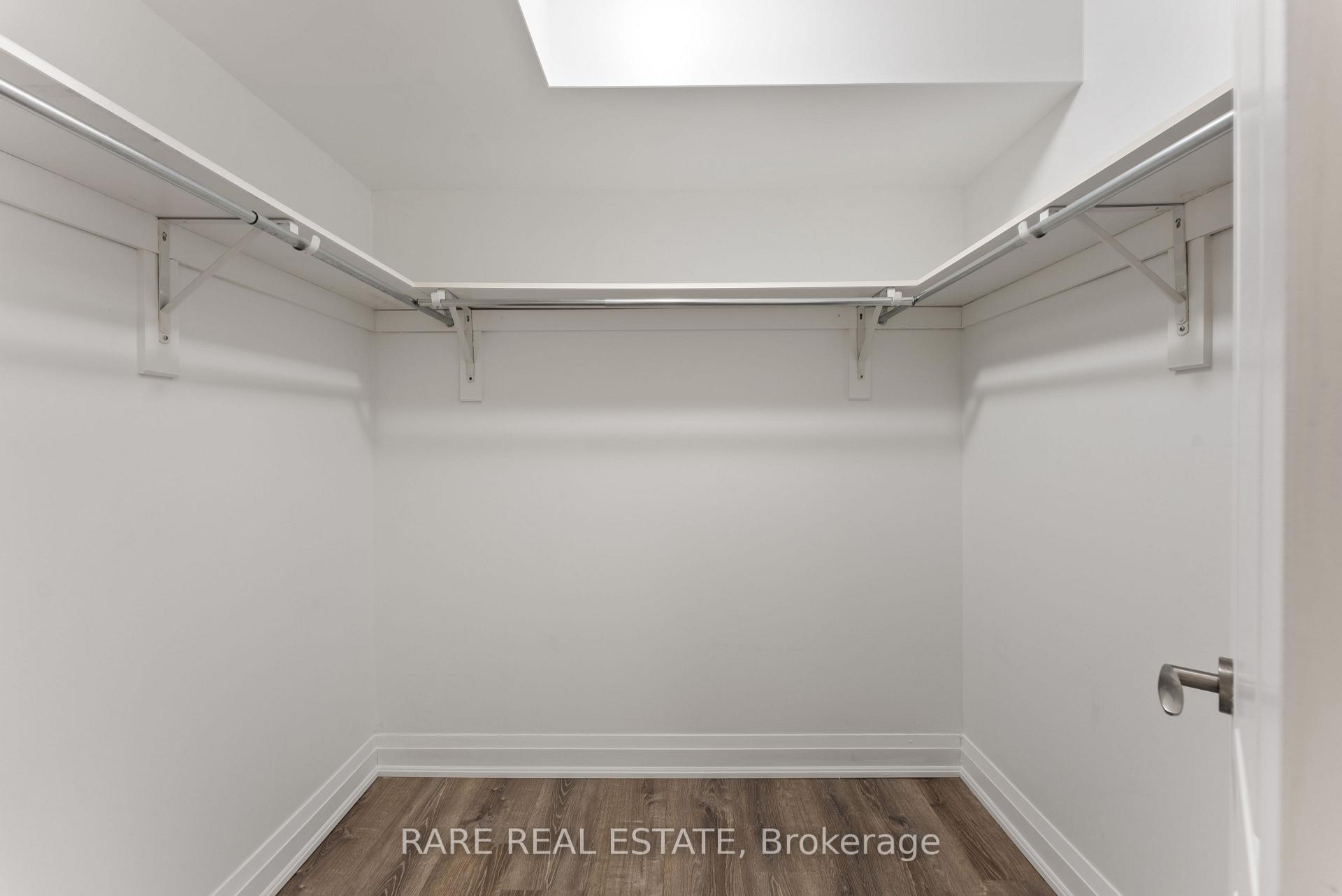 Photo 9 of Unit 704, 30 North Park Road, Vaughan, Beverley Glen — HOMEH