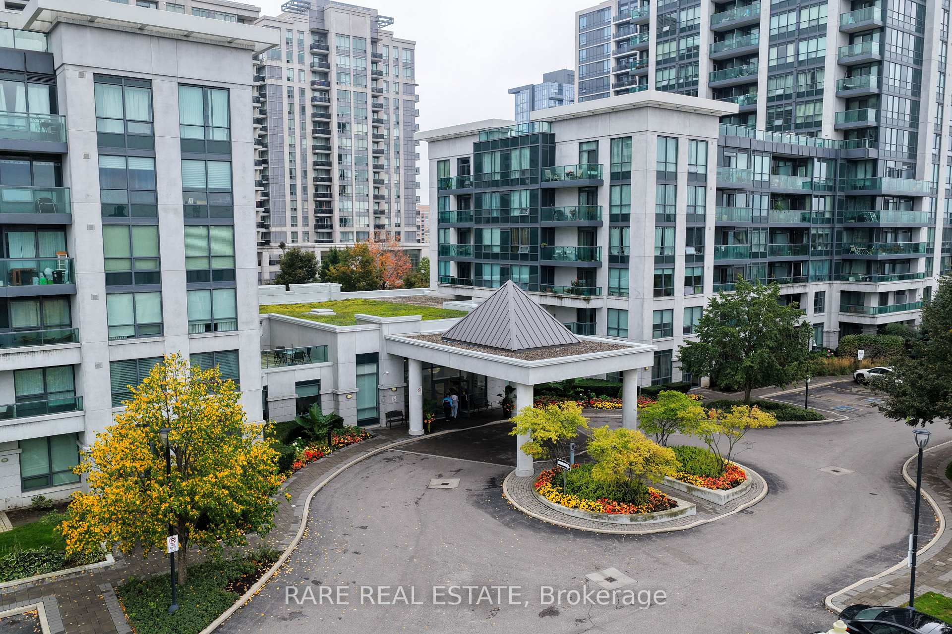 Photo 15 of Unit 704, 30 North Park Road, Vaughan, Beverley Glen — HOMEH