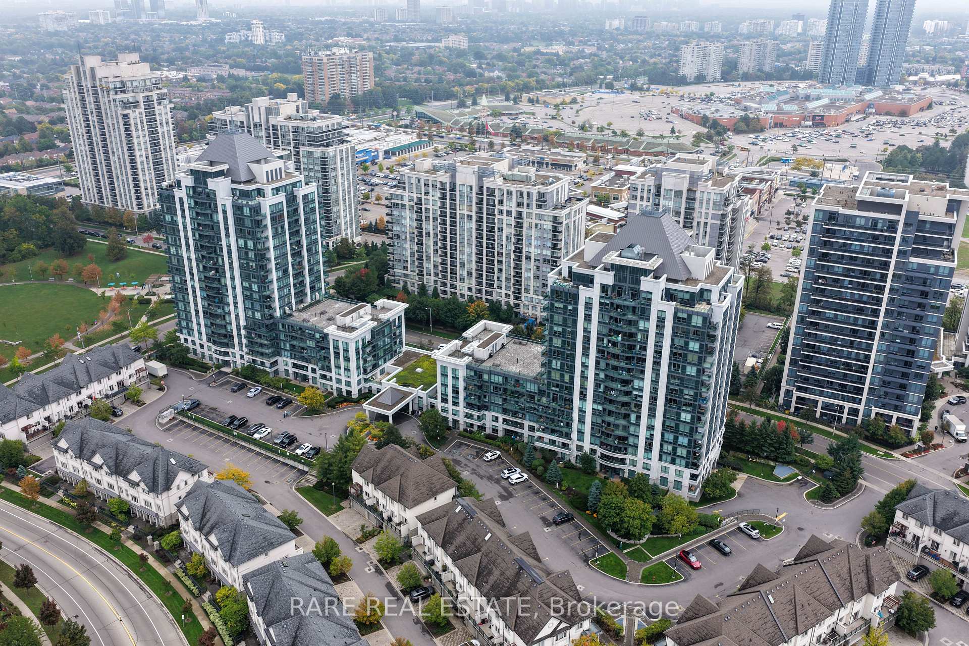 Photo 16 of Unit 704, 30 North Park Road, Vaughan, Beverley Glen — HOMEH