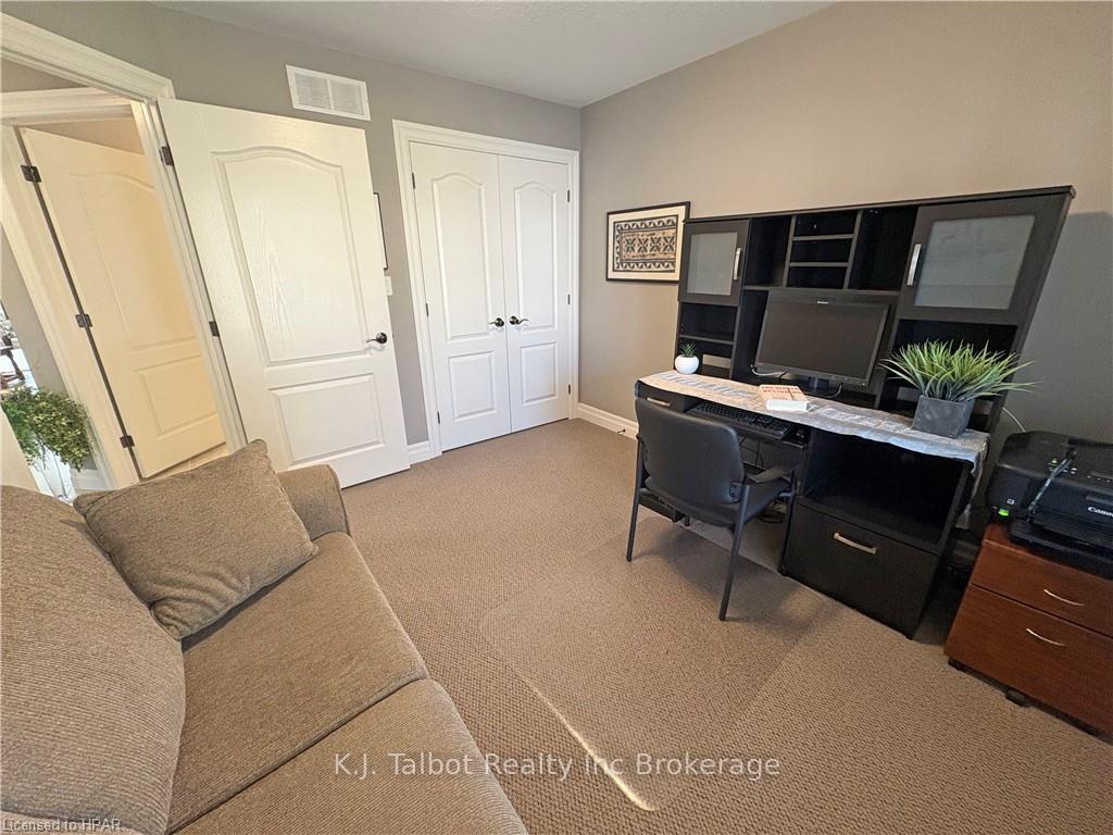 Photo 7 of Unit 18, 12 Fairhaven Lane, Goderich, Goderich (Town) — HOMEH