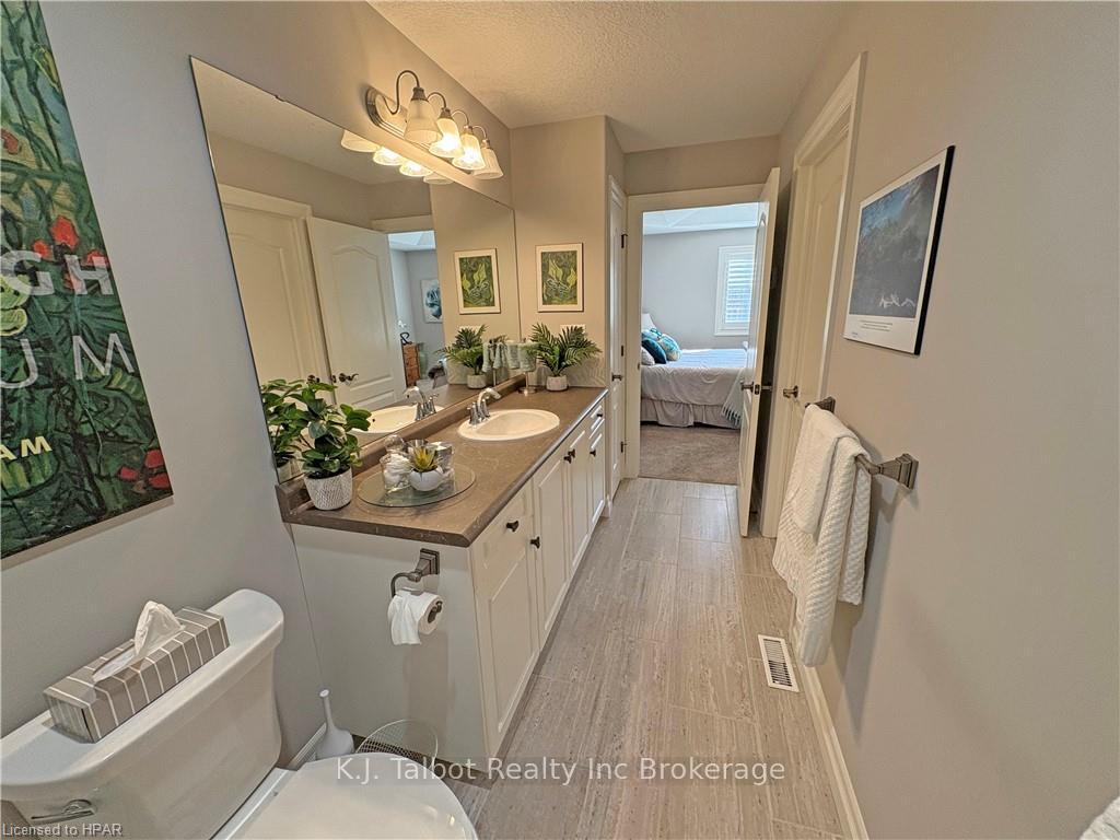 Photo 26 of Unit 18, 12 Fairhaven Lane, Goderich, Goderich (Town) — HOMEH