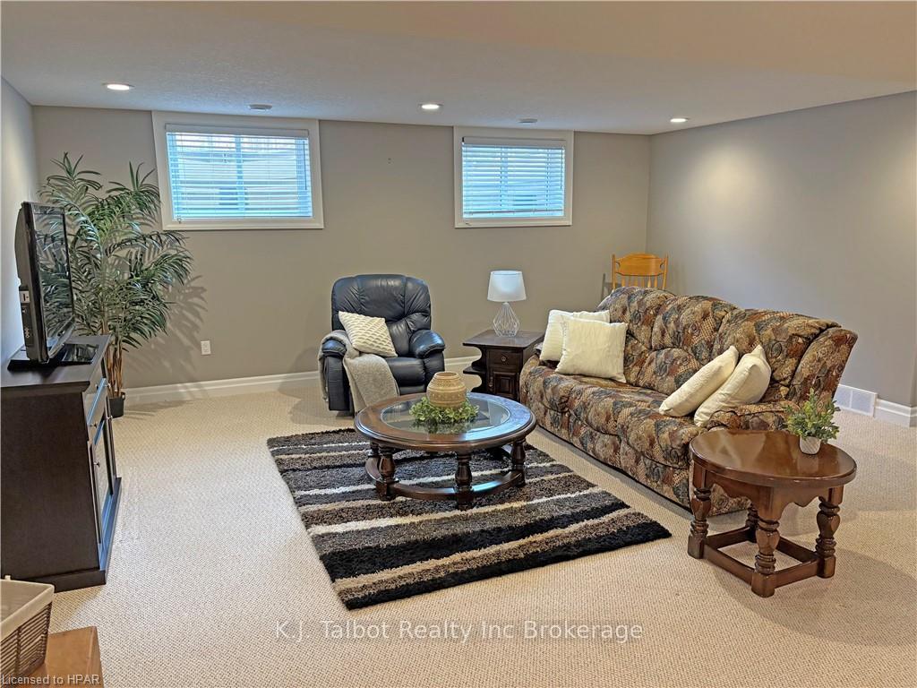 Photo 29 of Unit 18, 12 Fairhaven Lane, Goderich, Goderich (Town) — HOMEH