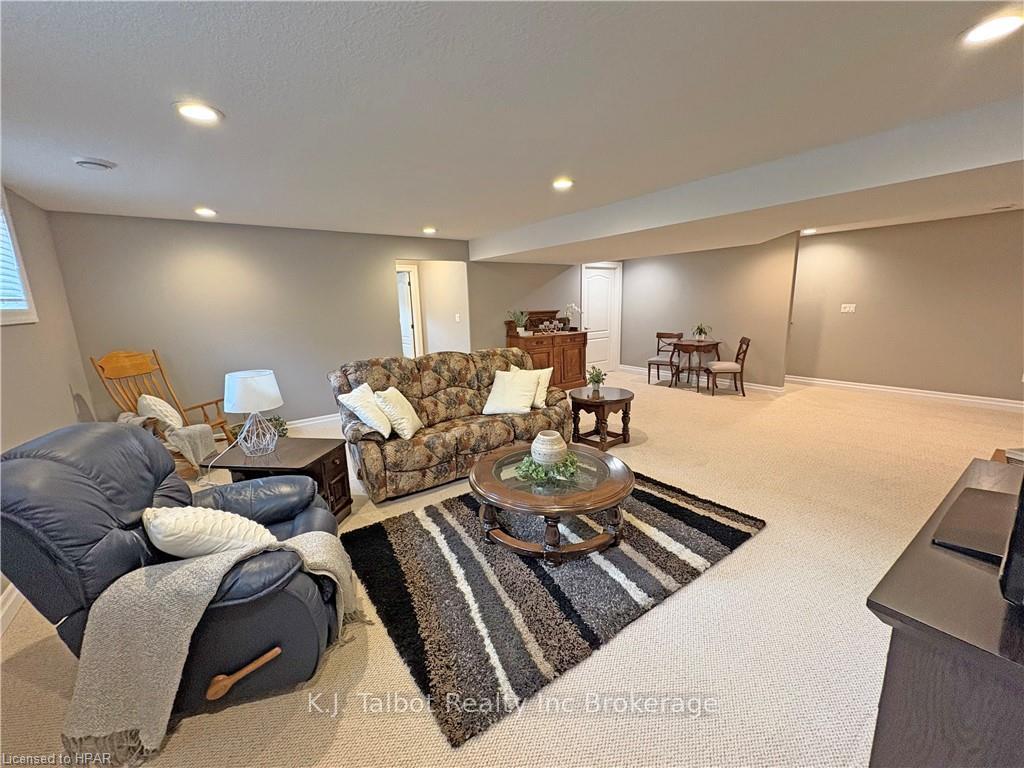 Photo 31 of Unit 18, 12 Fairhaven Lane, Goderich, Goderich (Town) — HOMEH