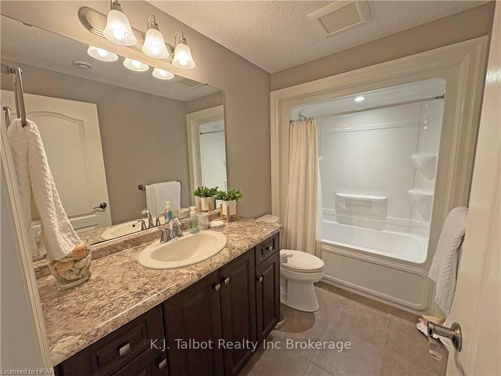 Photo 32 of Unit 18, 12 Fairhaven Lane, Goderich, Goderich (Town) — HOMEH