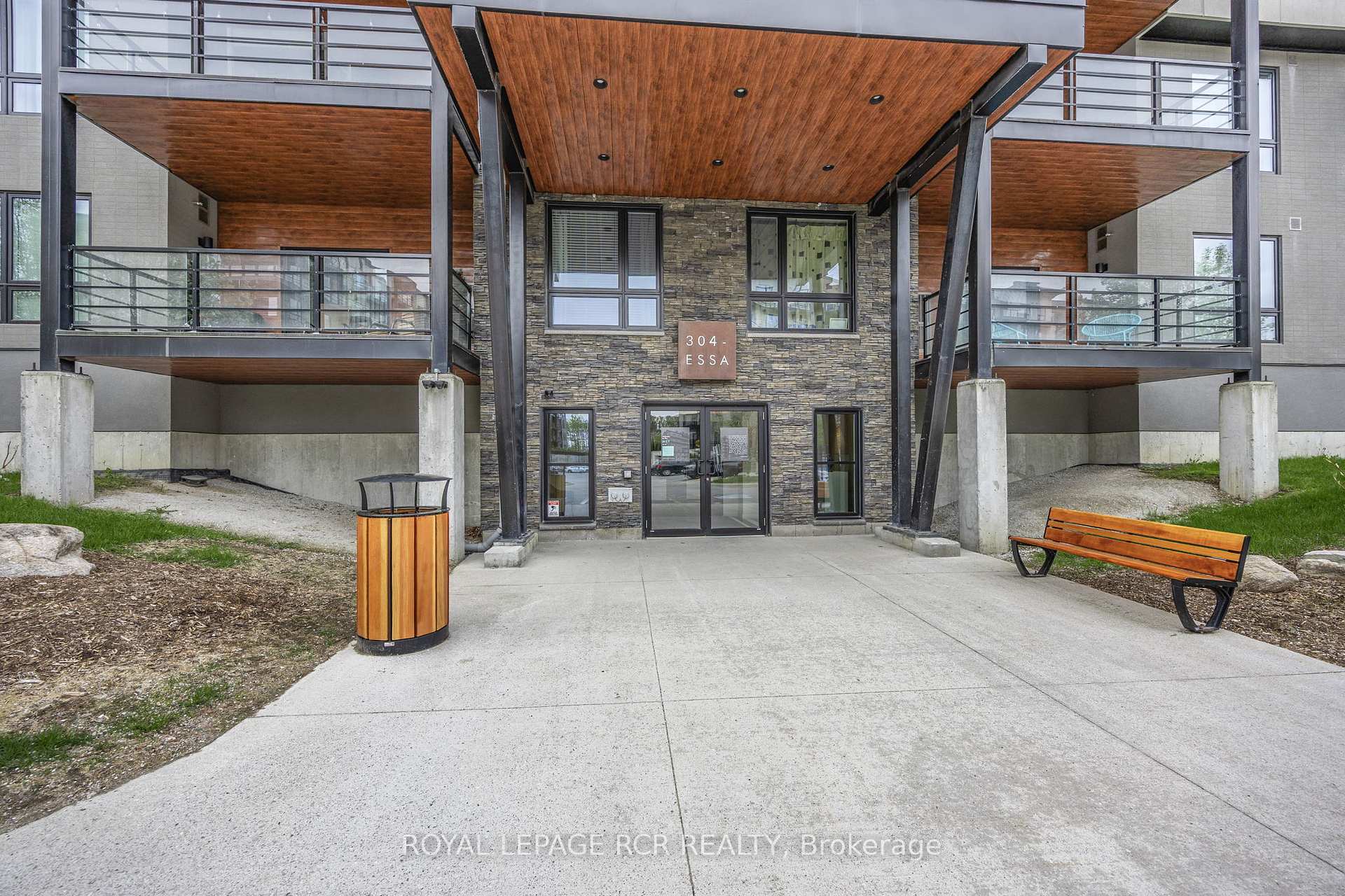 Photo 4 of Unit 203, 304 Essa Road, Barrie, 400 West — HOMEH