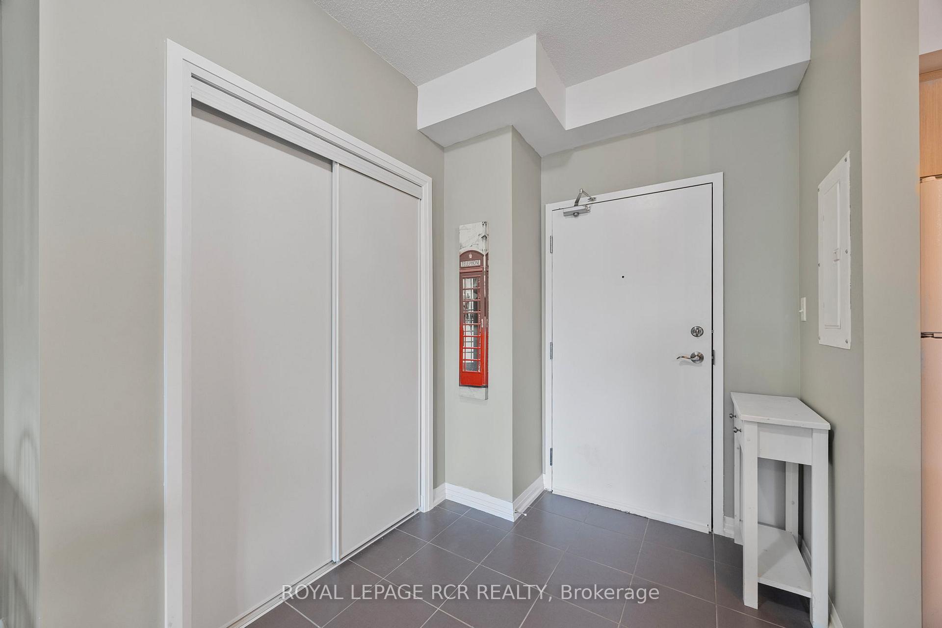 Photo 10 of Unit 203, 304 Essa Road, Barrie, 400 West — HOMEH