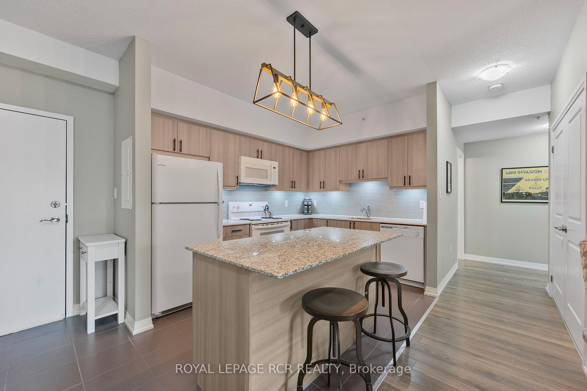 Photo 11 of Unit 203, 304 Essa Road, Barrie, 400 West — HOMEH