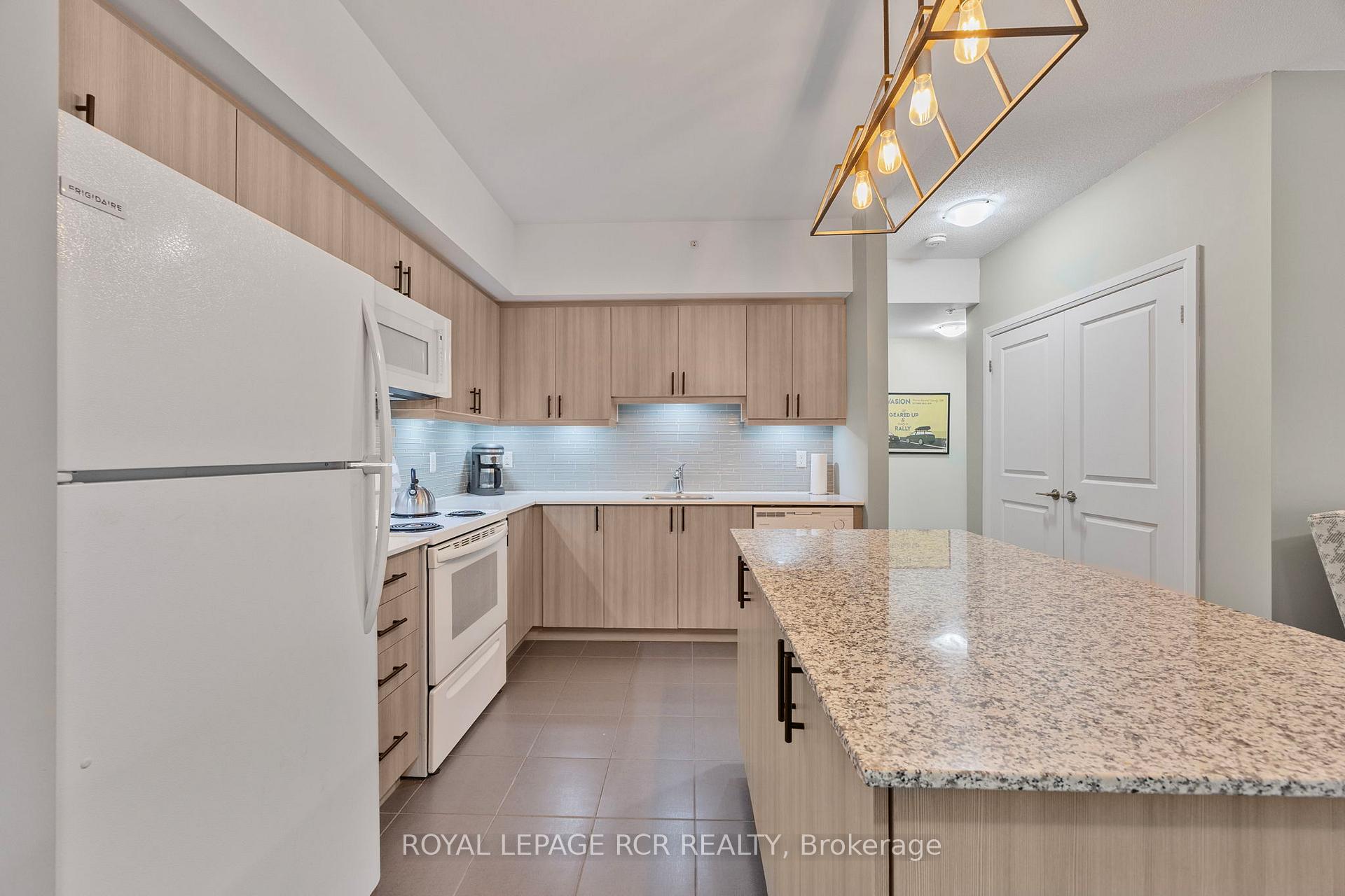 Photo 12 of Unit 203, 304 Essa Road, Barrie, 400 West — HOMEH